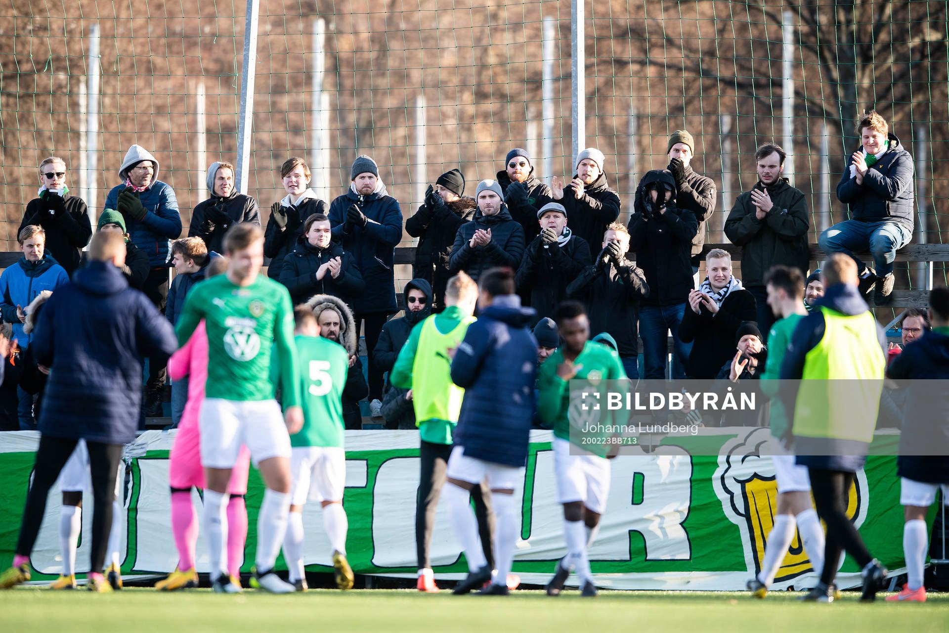 Jönköpings spelare tackar sina supportrar