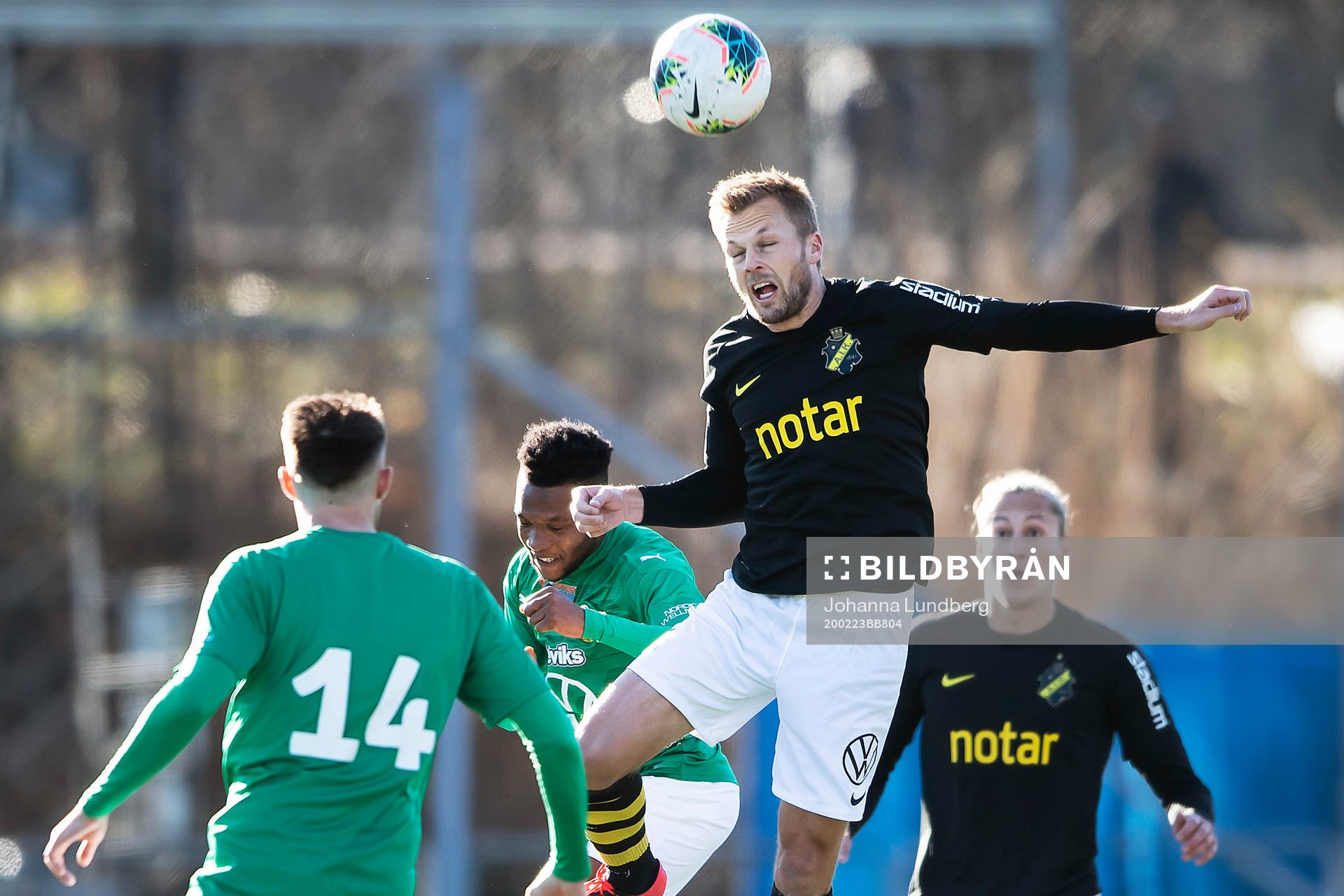 s Sebastian Larsson