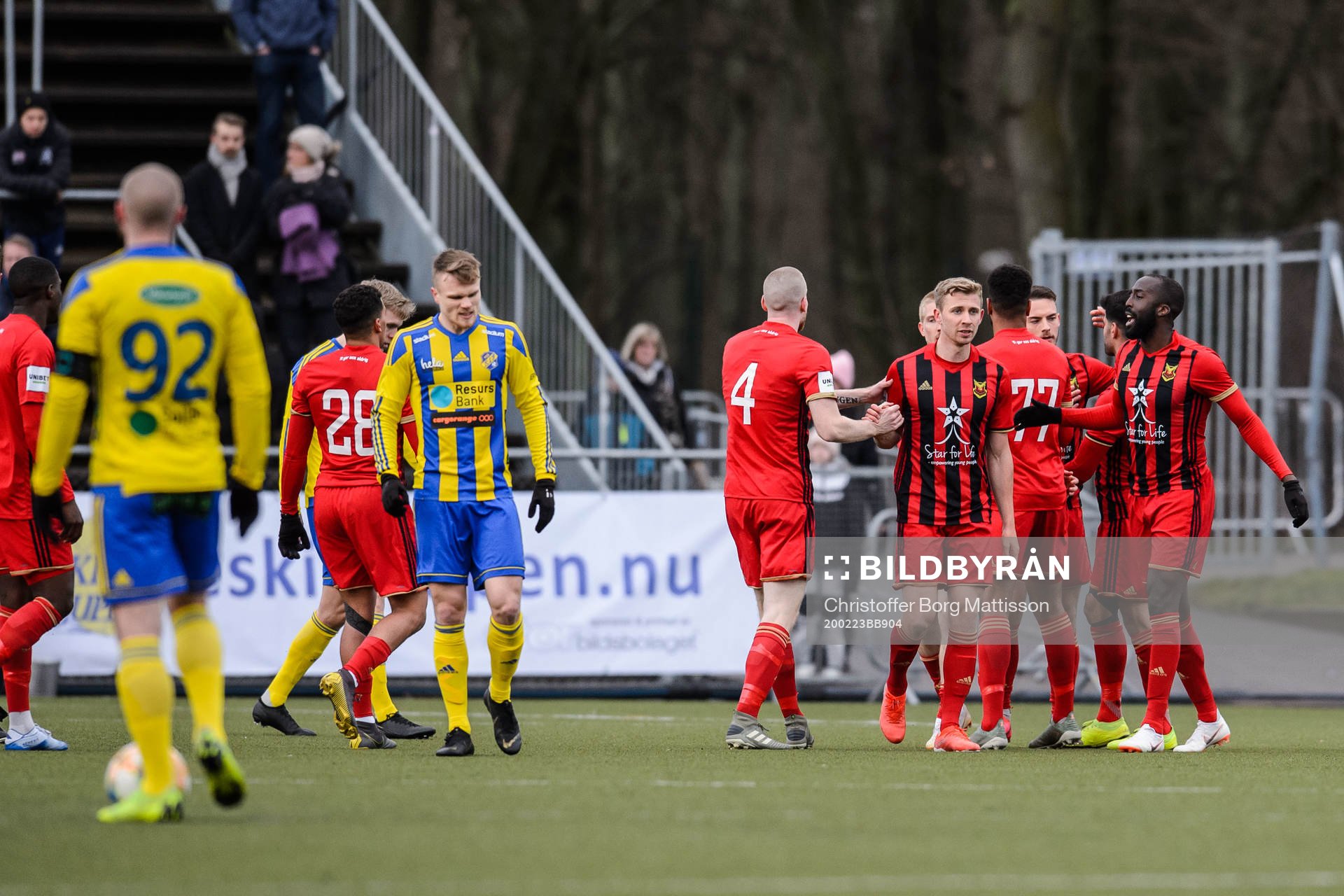 Östersunds spelare jublar