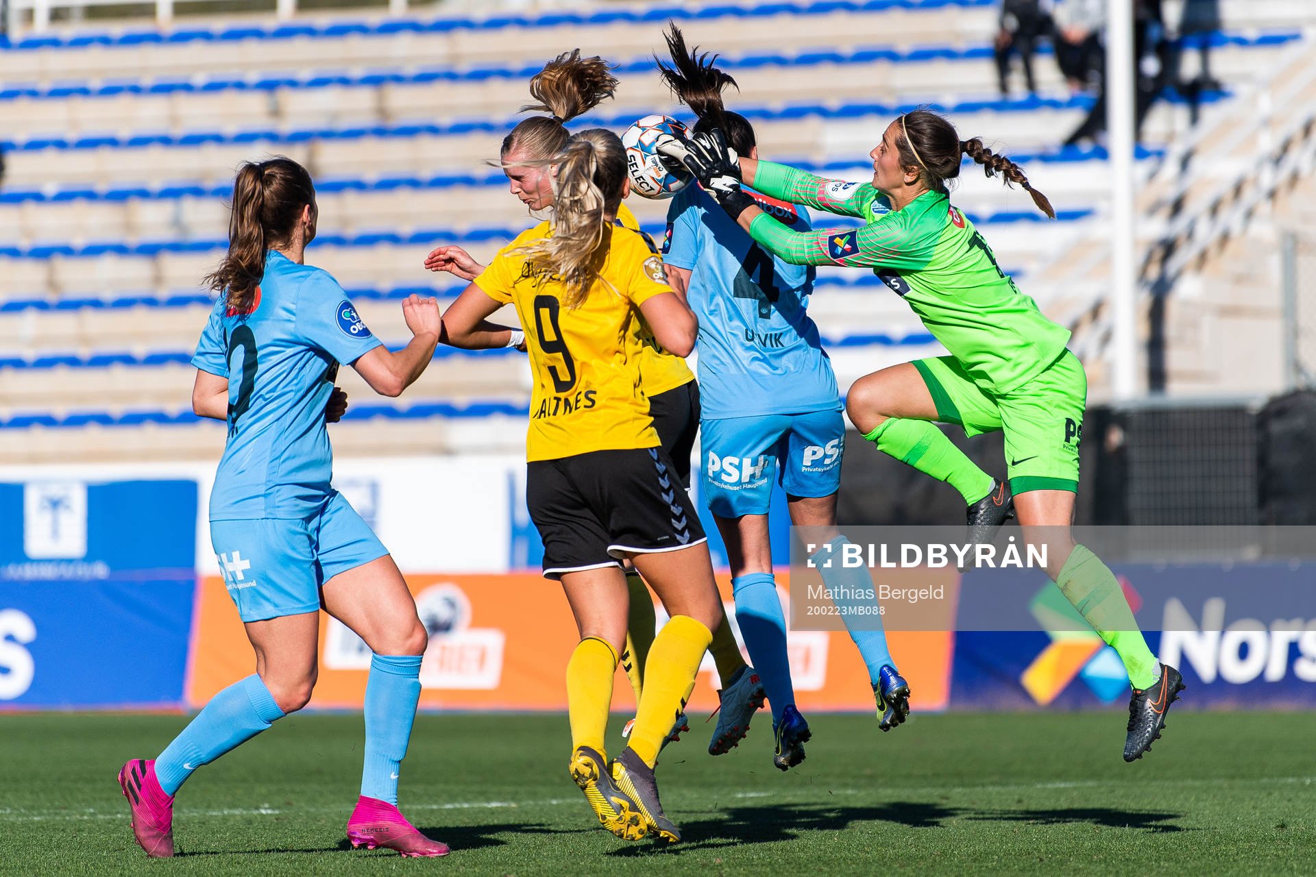 Goalkeeper Victoria Esson of Avaldsnes