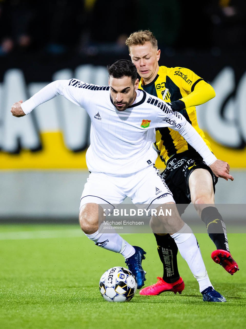 Gais Mervan Celik och Häckens Adam Andersson