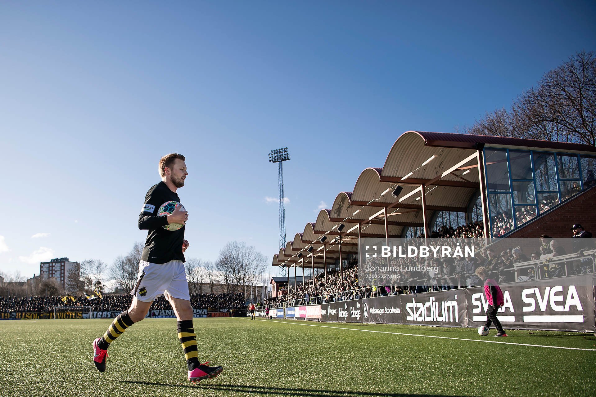 s Sebastian Larsson