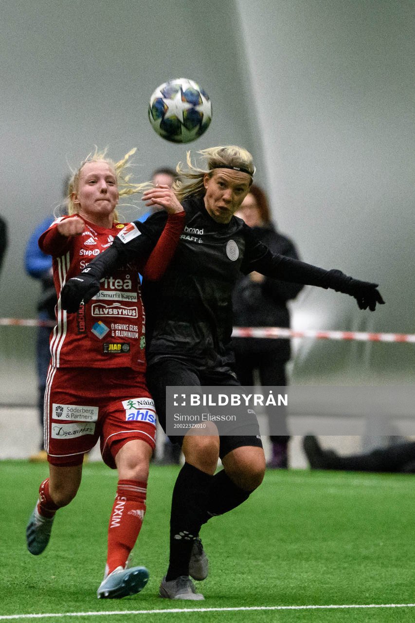 Piteås Astrid Larsson och Uppsalas Lena Hansen