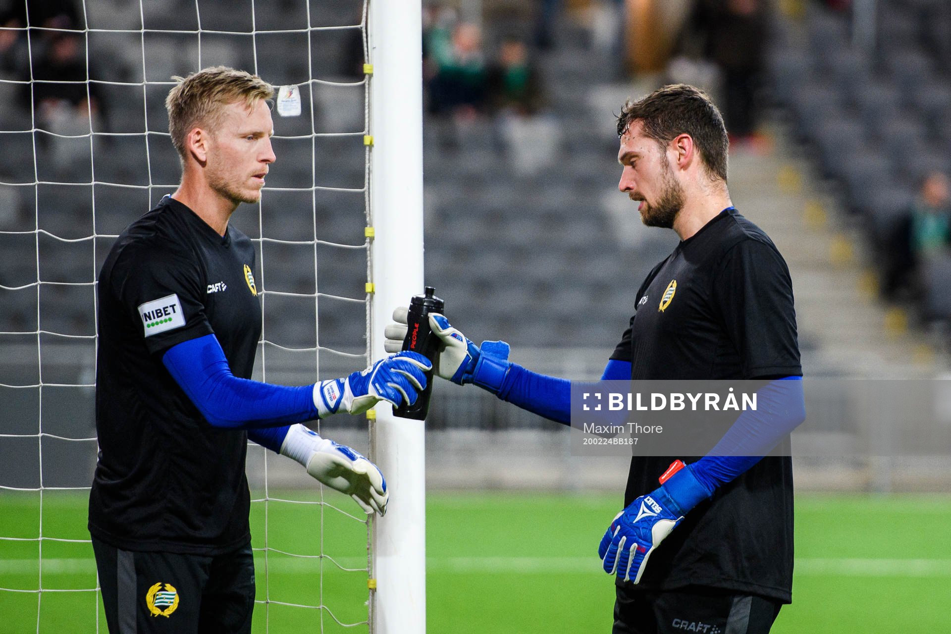 Hammarbys målvakter David Ousted och Davor Blazevic