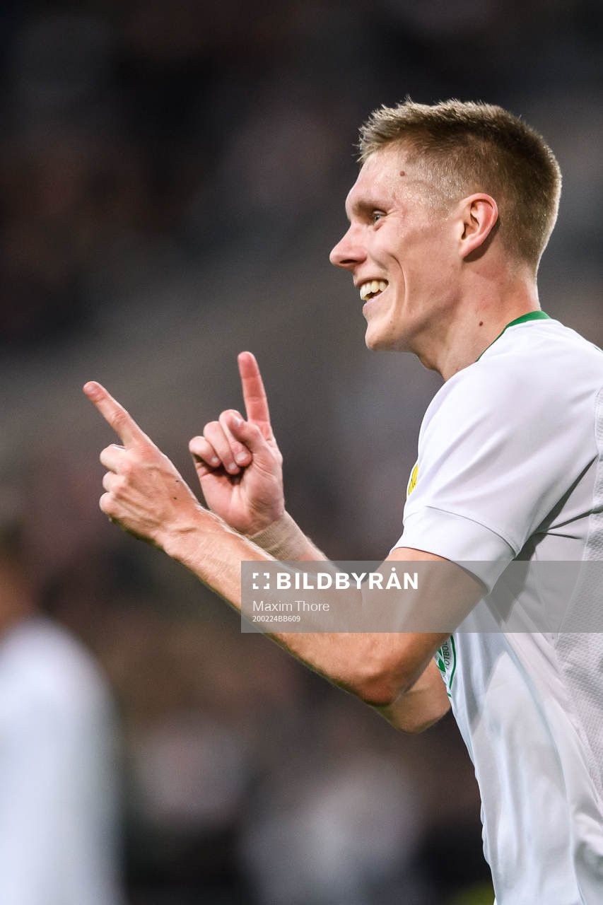 Hammarbys Aron Johannsson jublar