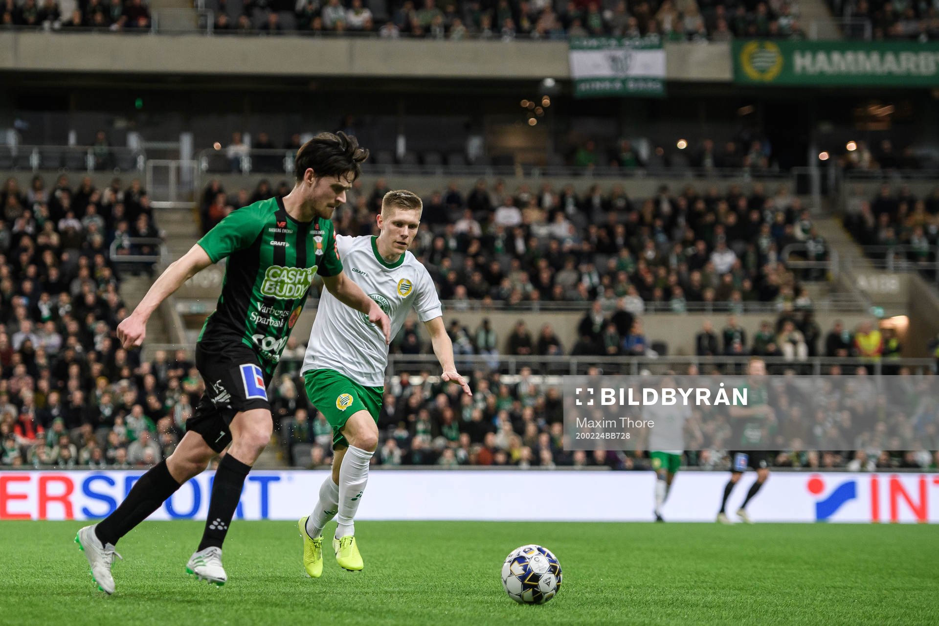 Varbergs Robin Tranberg och Hammarbys Aron Johannsson