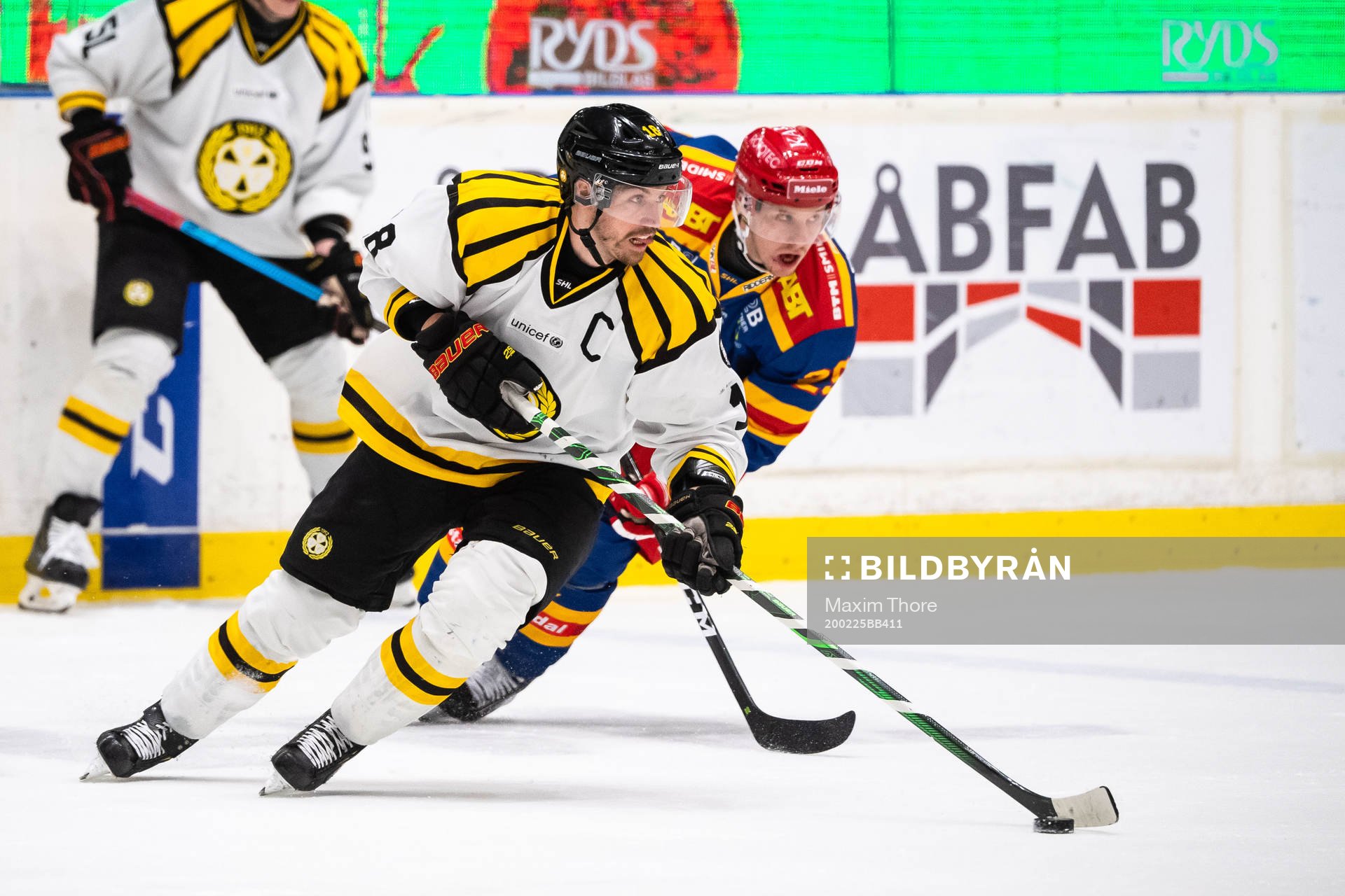 Brynäs Anton Rödin och Djurgårdens Sebastian Strandberg