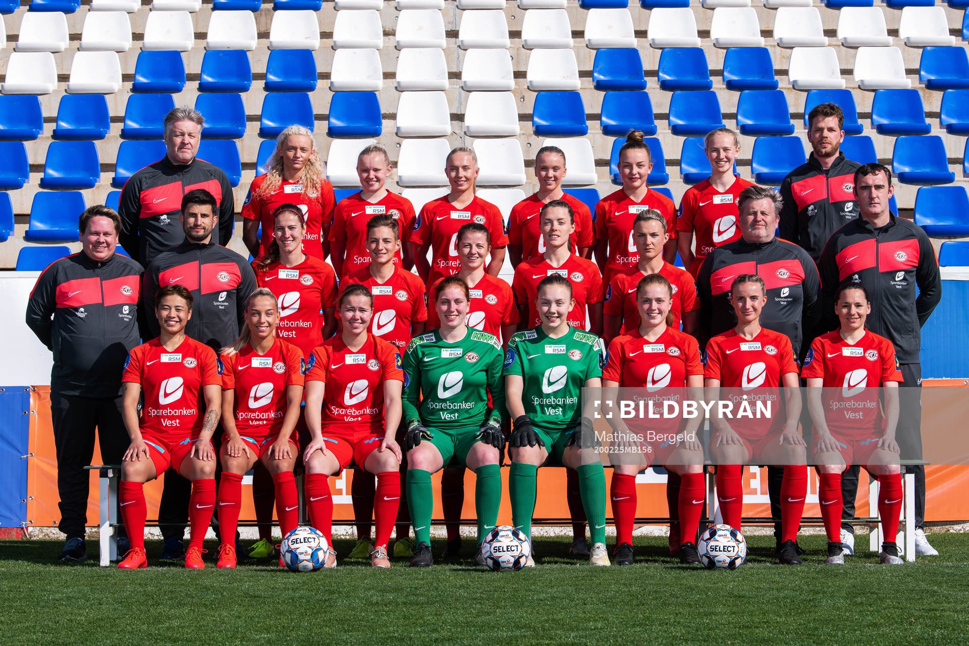 Arna-Bjørnar poses for a portrait on February 25, 2020 in La Manga. Top row from the left: Assistant coach Kjetil Lone, Madelen Holme, Linnea Laupstad, Thea Bjelde, Andrine Mo, Ingrid Jåstad, Ingrid Jåstad, Tora Ose and physio Sören Klausen. Middle row: Team manager Bjarte Christensen, head coach Remi Natvik, Pia Rijsdijk, Kristina Erman, Åsne Takle Eide, Kristin Risnes, Emelie Lövgren, Stein Arve Lone and goalkeeper coach Gary Hogan. Bottom row: Meryll Abrahamsen, Rikke Nygard, Tanja Løfshus, goalkeeper Moa Edrud, goalkeeper Andrea Kvamme, Kristina Brudvik and Marije Brummel. Editors note: This image has been retouched, object have been removed in the foreground.