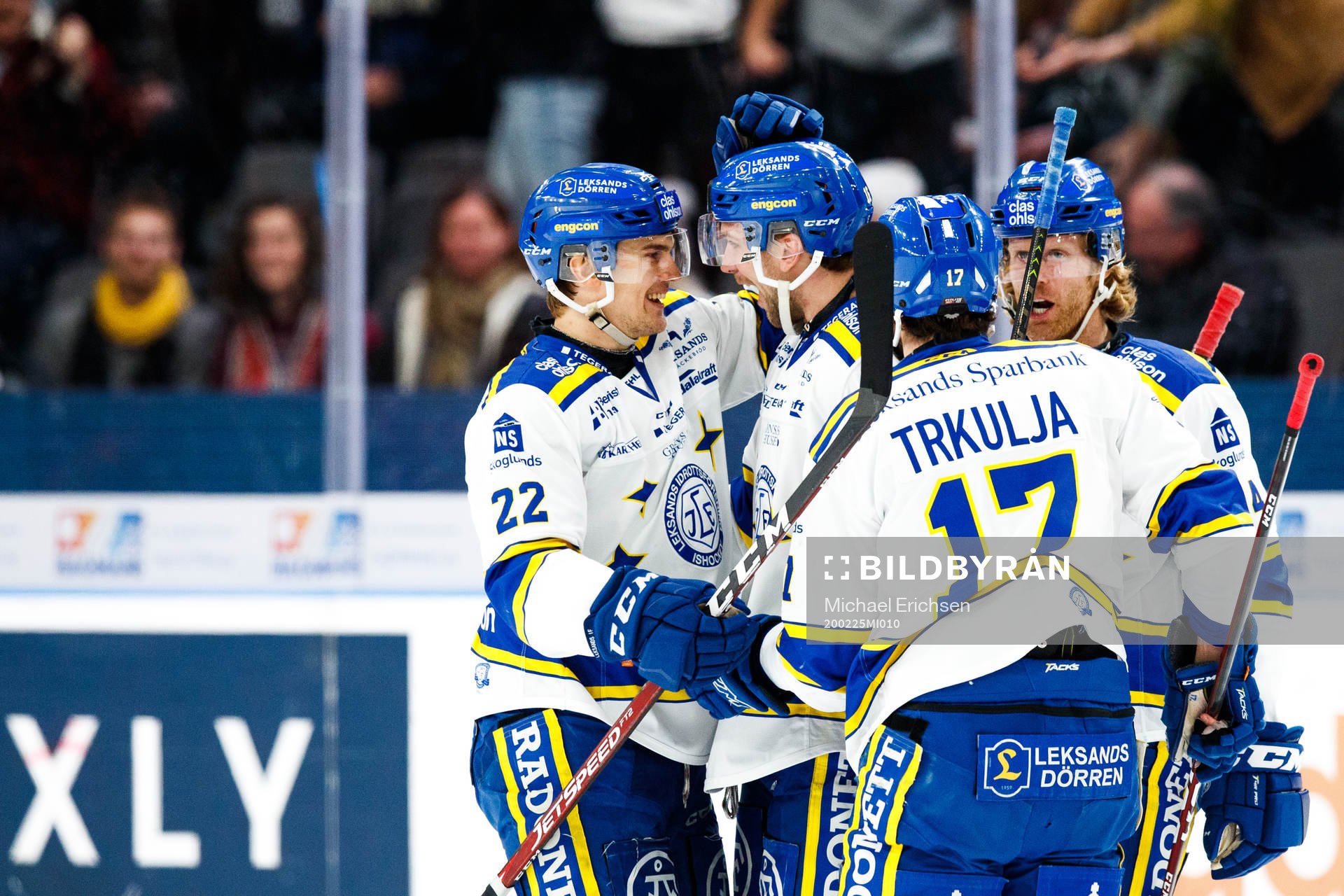 Leksands Sebastian Wännström och Daniel Gunnarsson jublar