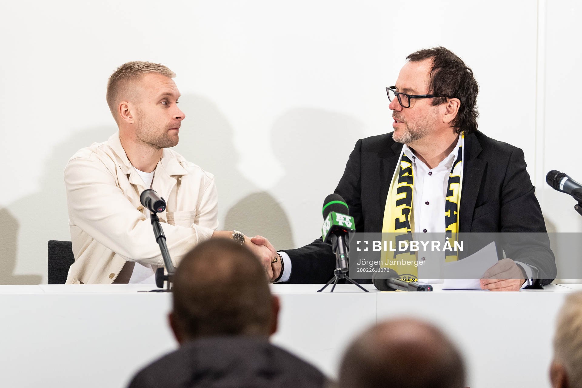 klubbchef Stefan Andreasson, nyförvärvet Johan Larsson