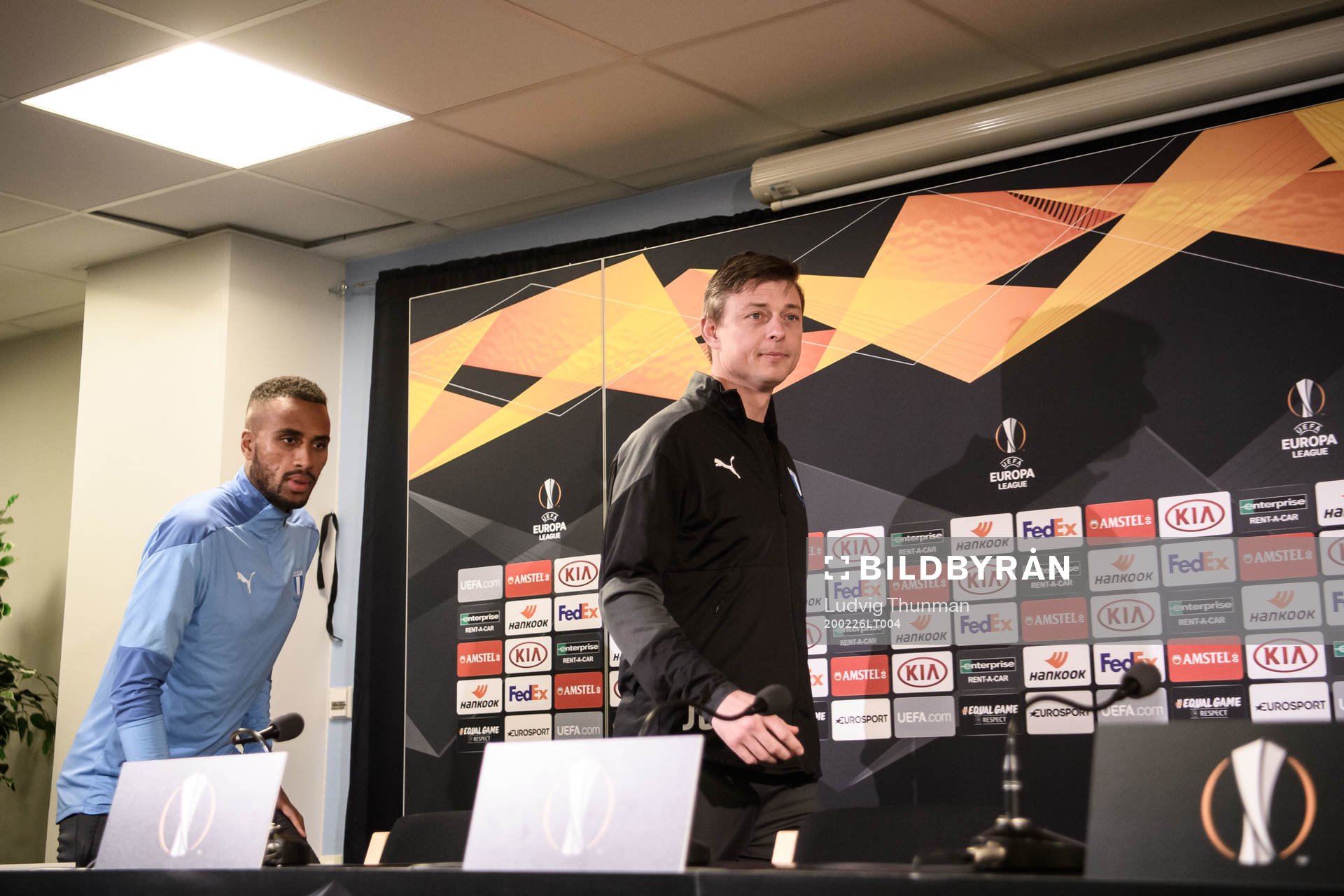 Isaac Kiese Thelin and Jon Dahl Tomasson, head coach,