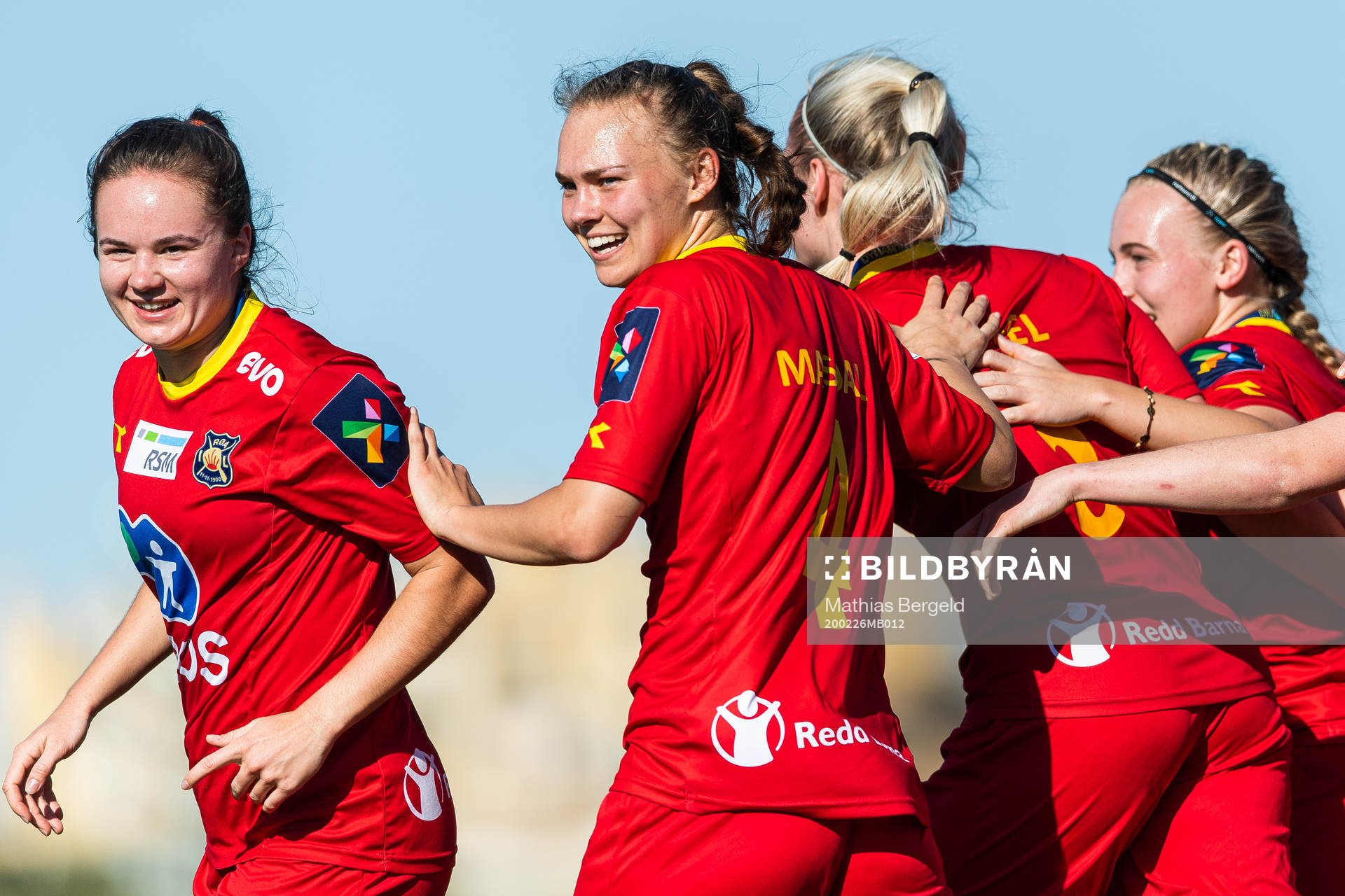 Rebecka Holum and Synne Masdal of Røa celebrate