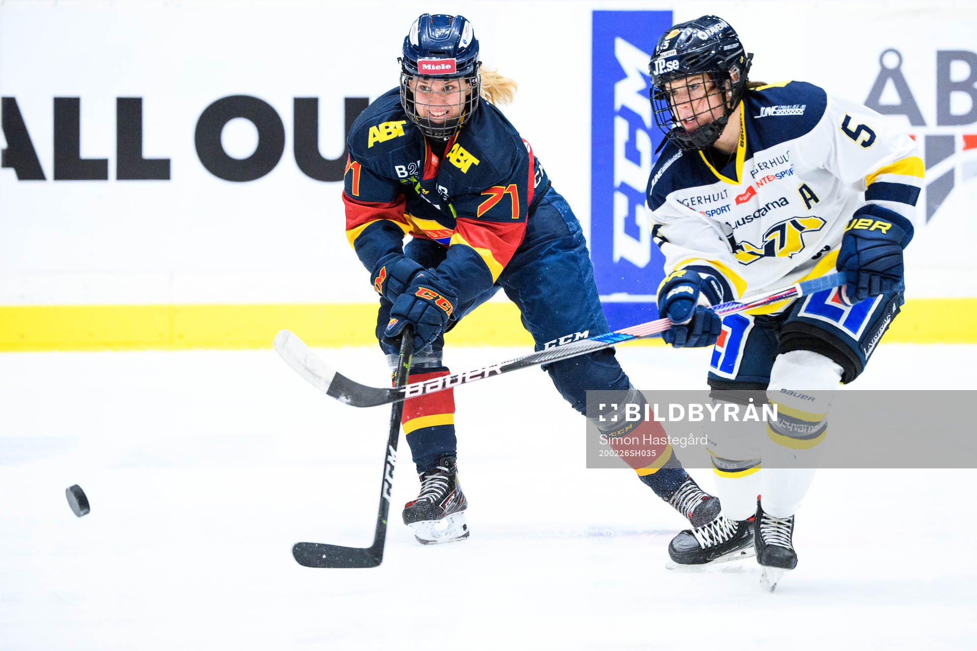 s Sidney Morin