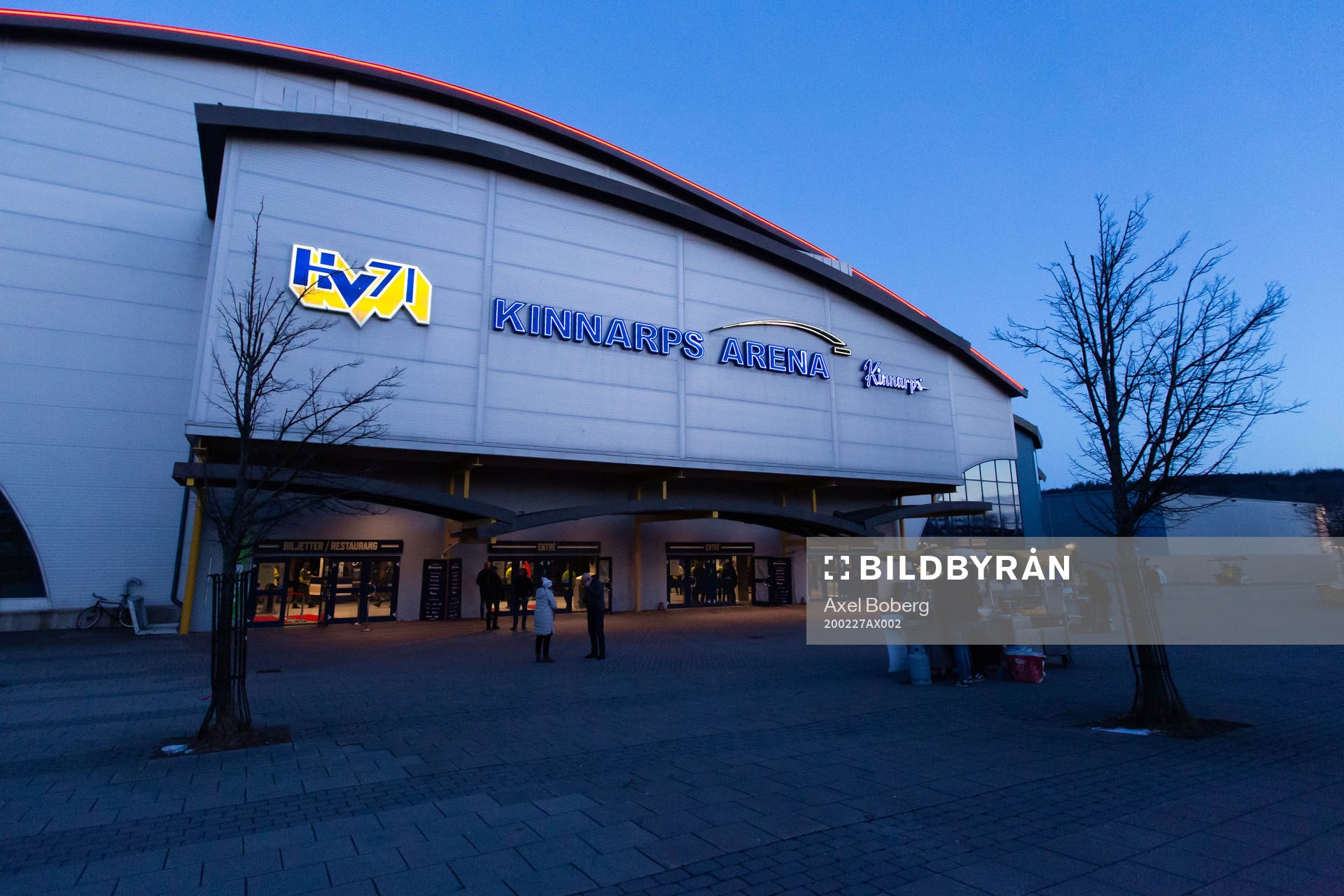 Huvudentrén till Kinnarps Arena