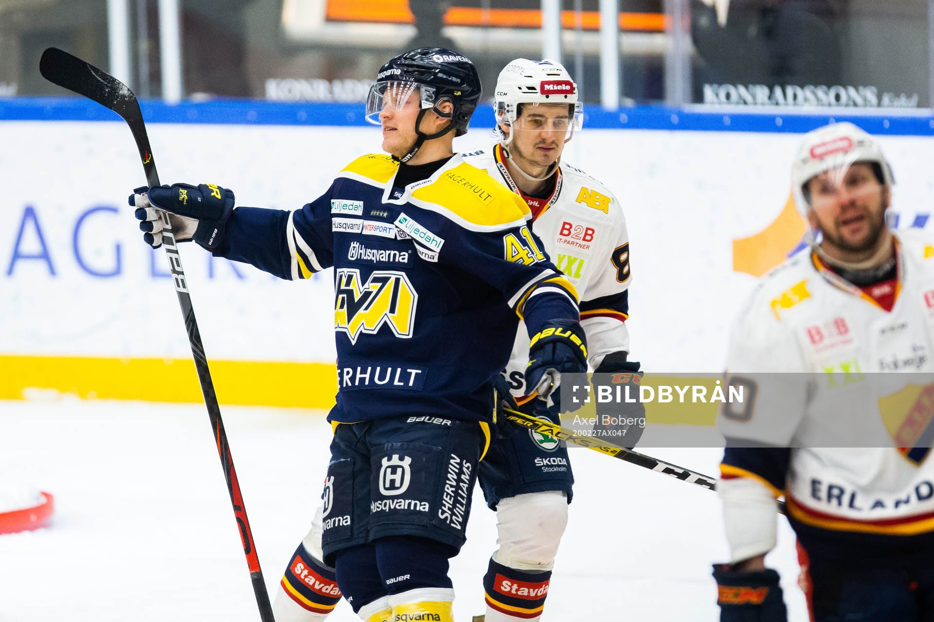 s Johan Johnsson jublar