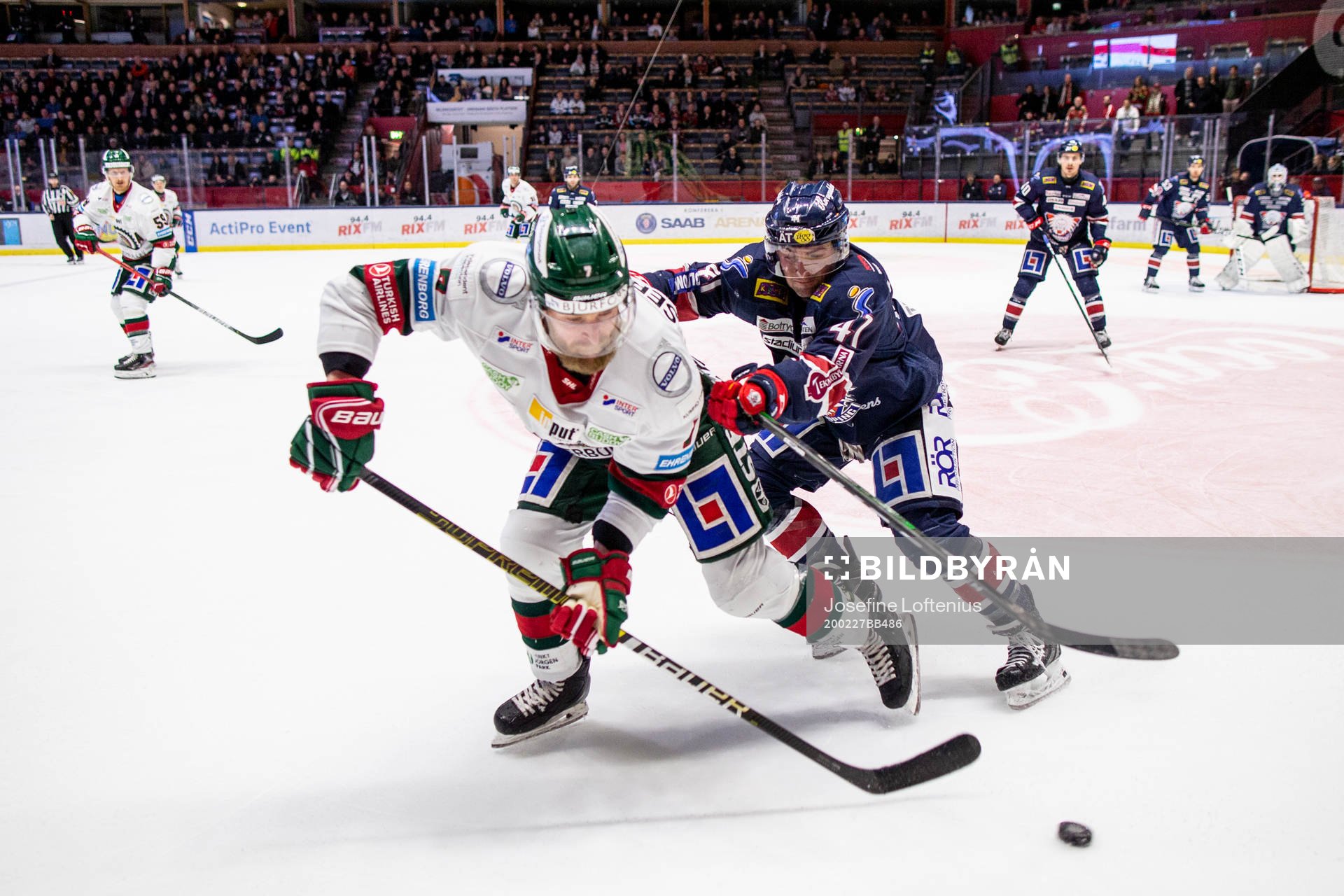 Linköpings Broc Little och Frölundas Daniel Torgersson