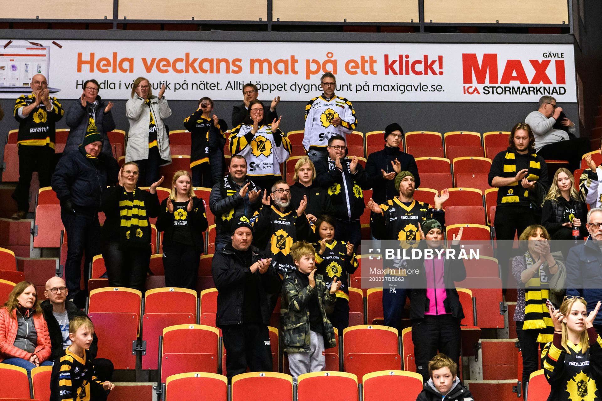 Skellefteås supportrar jublar