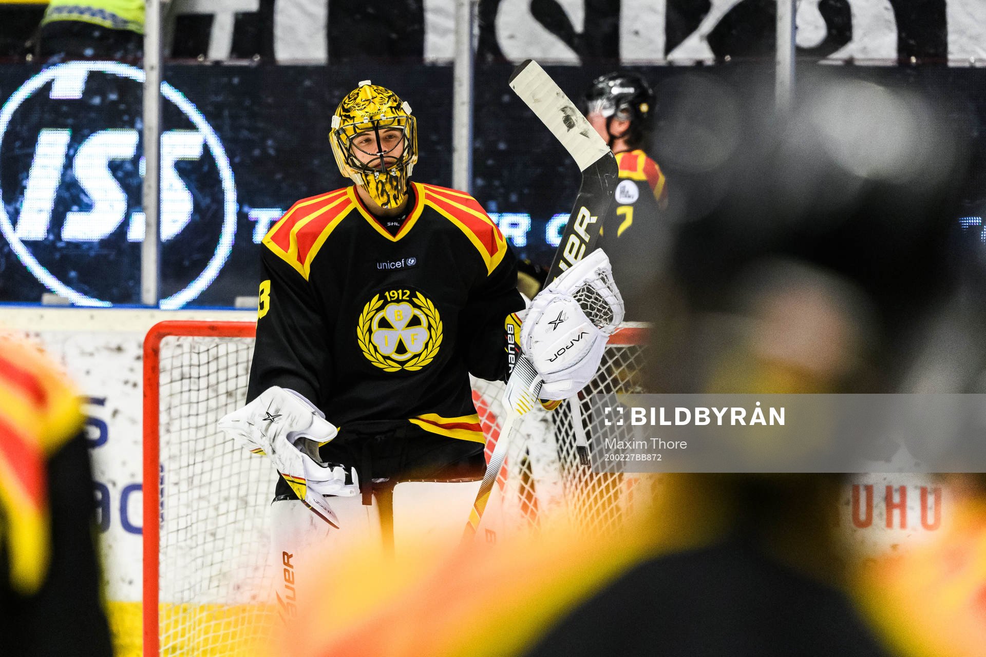 Brynäs målvakt Samuel Ersson deppar