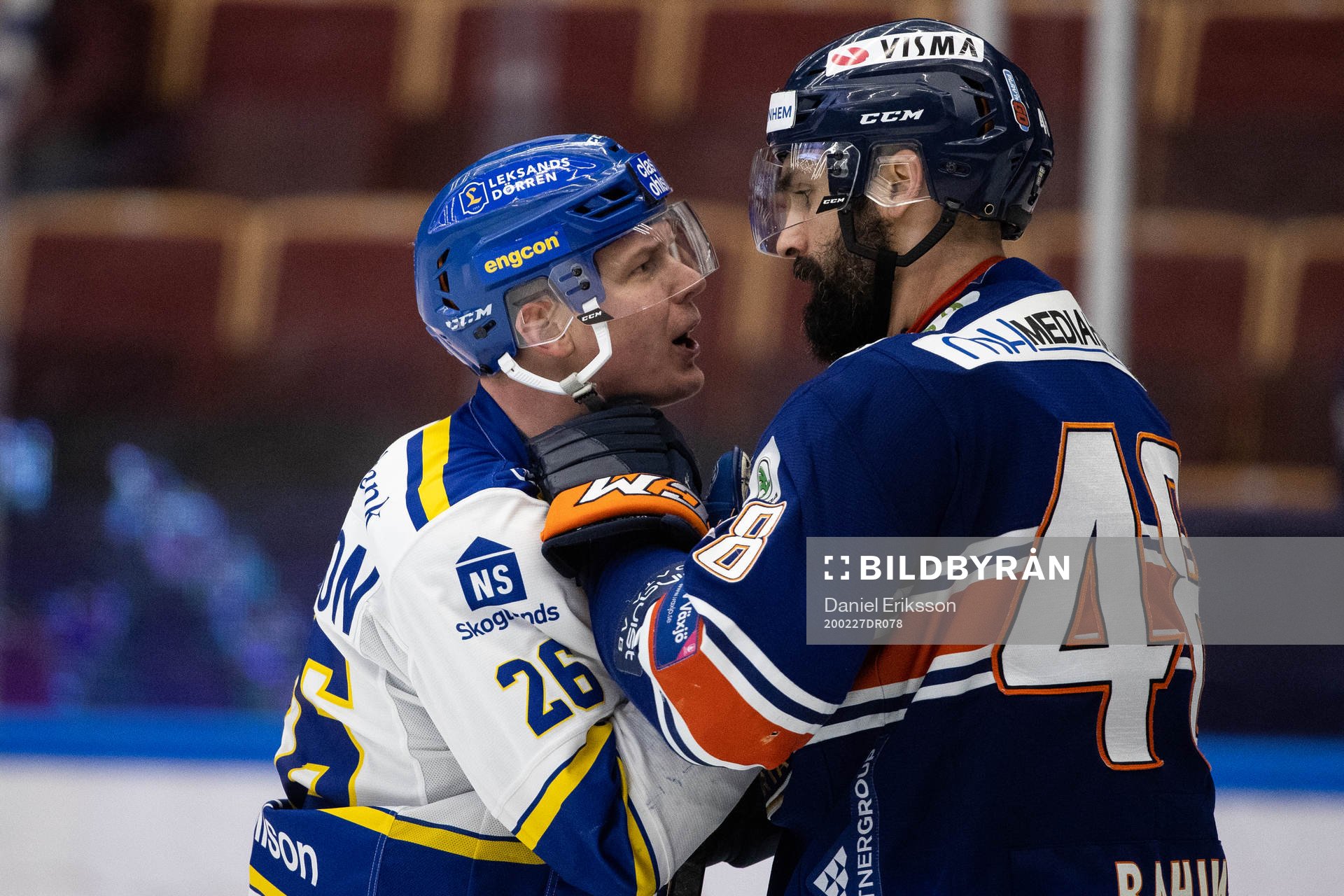 Leksands Patrik Zackrisson och Växjös Daniel Rahimi i