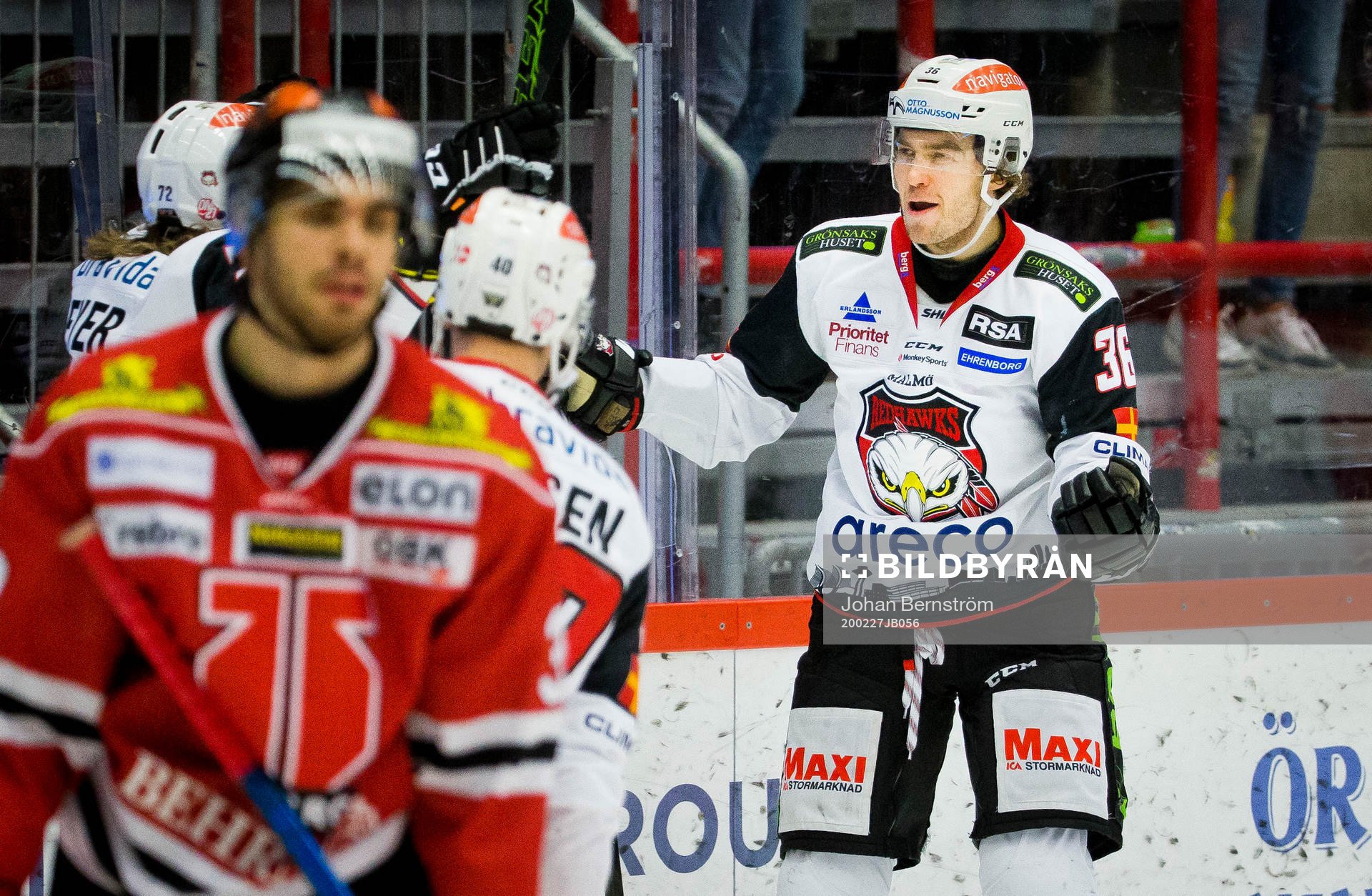 Malmö Redhawks Matias Myttynen gör 0-2 och jublar