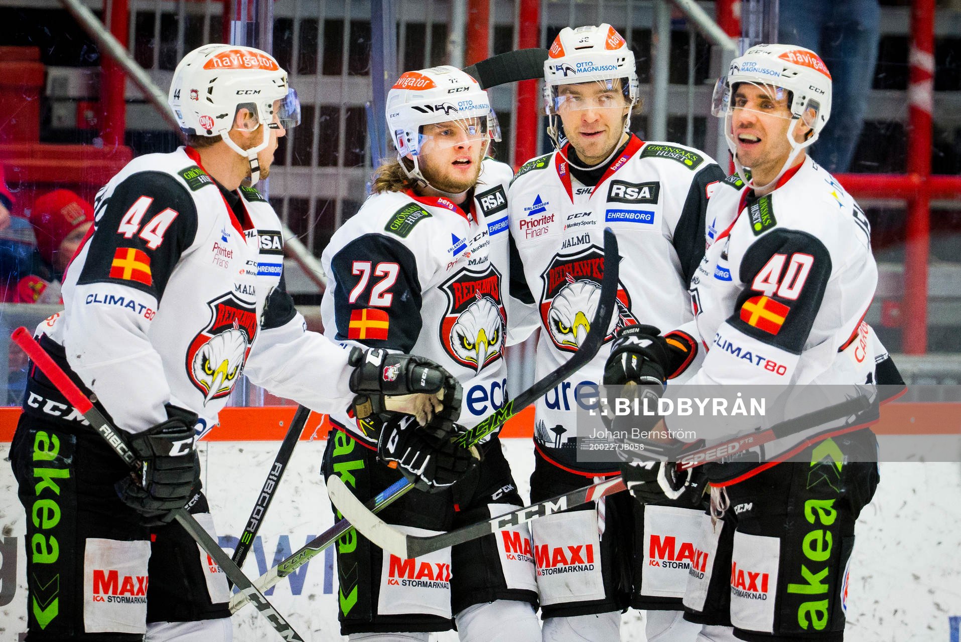Malmö Redhawks Matias Myttynen gör 0-2 och jublar med