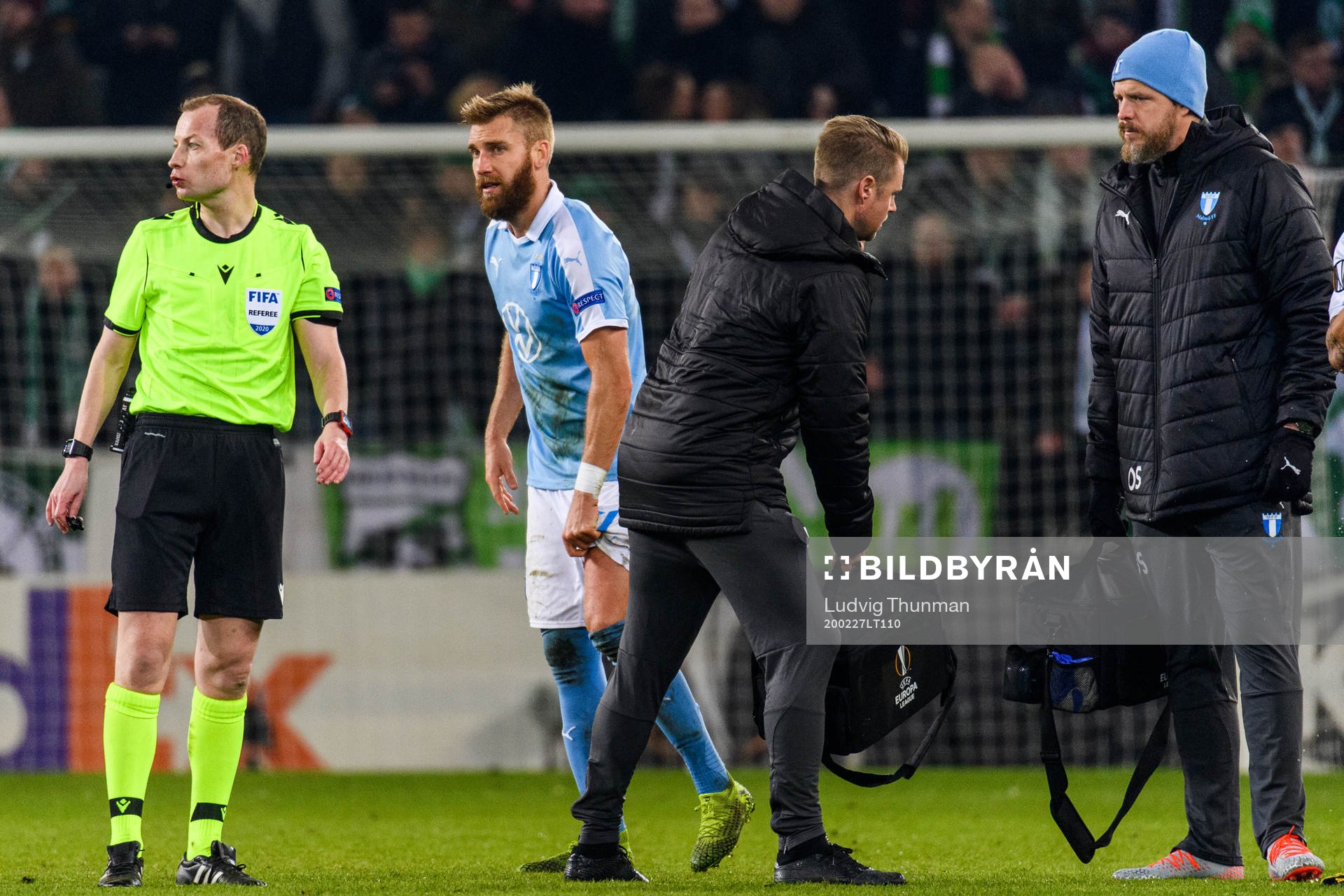Rasmus Bengtsson of Malmö FF is injured and get's looked