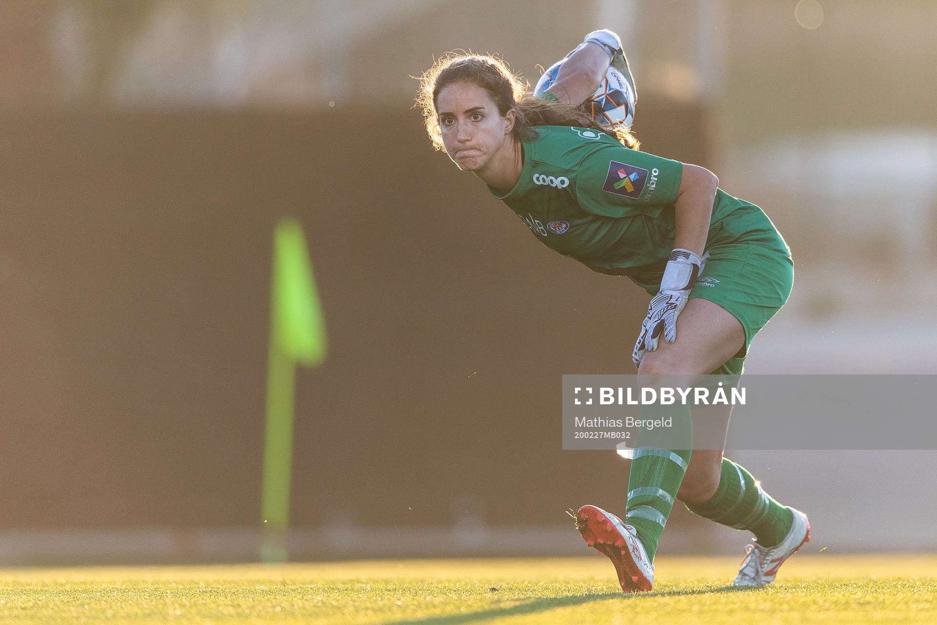Goalkeeper Hannah Seabert of Vålerenga