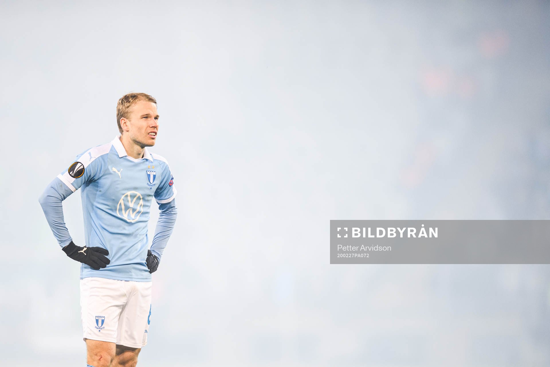 Oscar Lewicki of Malmö FF looks dejected