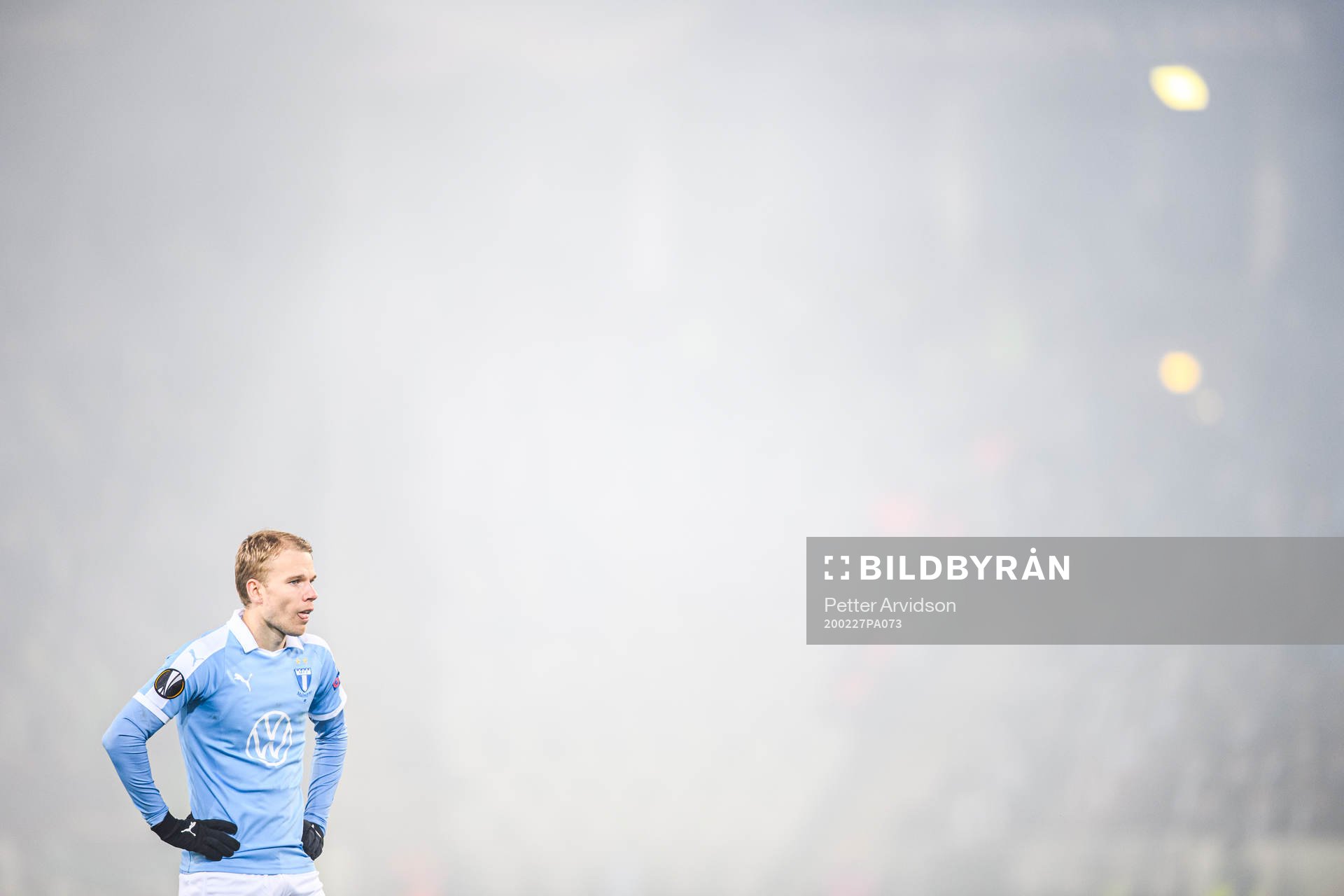 Oscar Lewicki of Malmö FF looks dejected