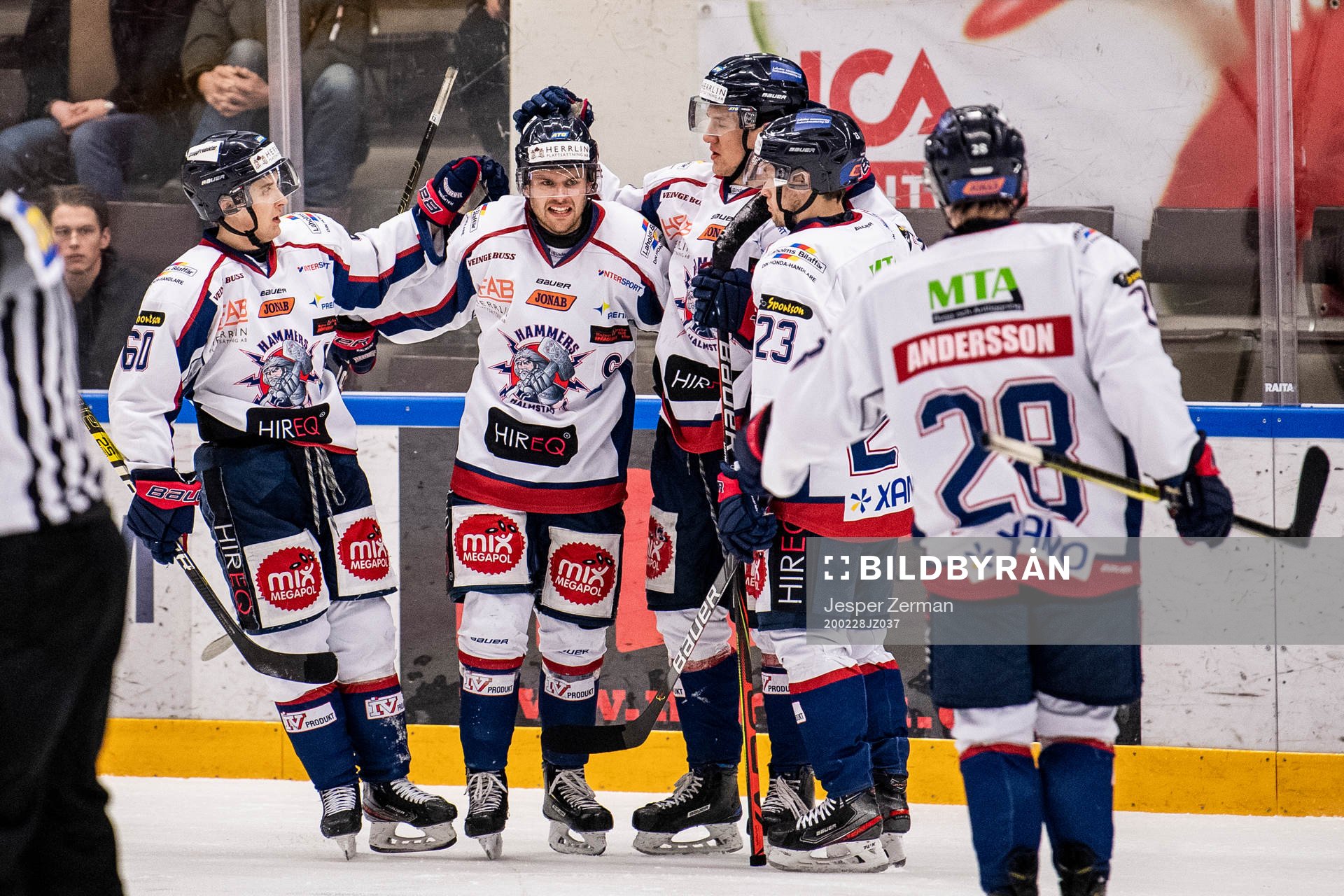 Halmstads Martin Pärna, Victor Gagic, Robin Holm och
