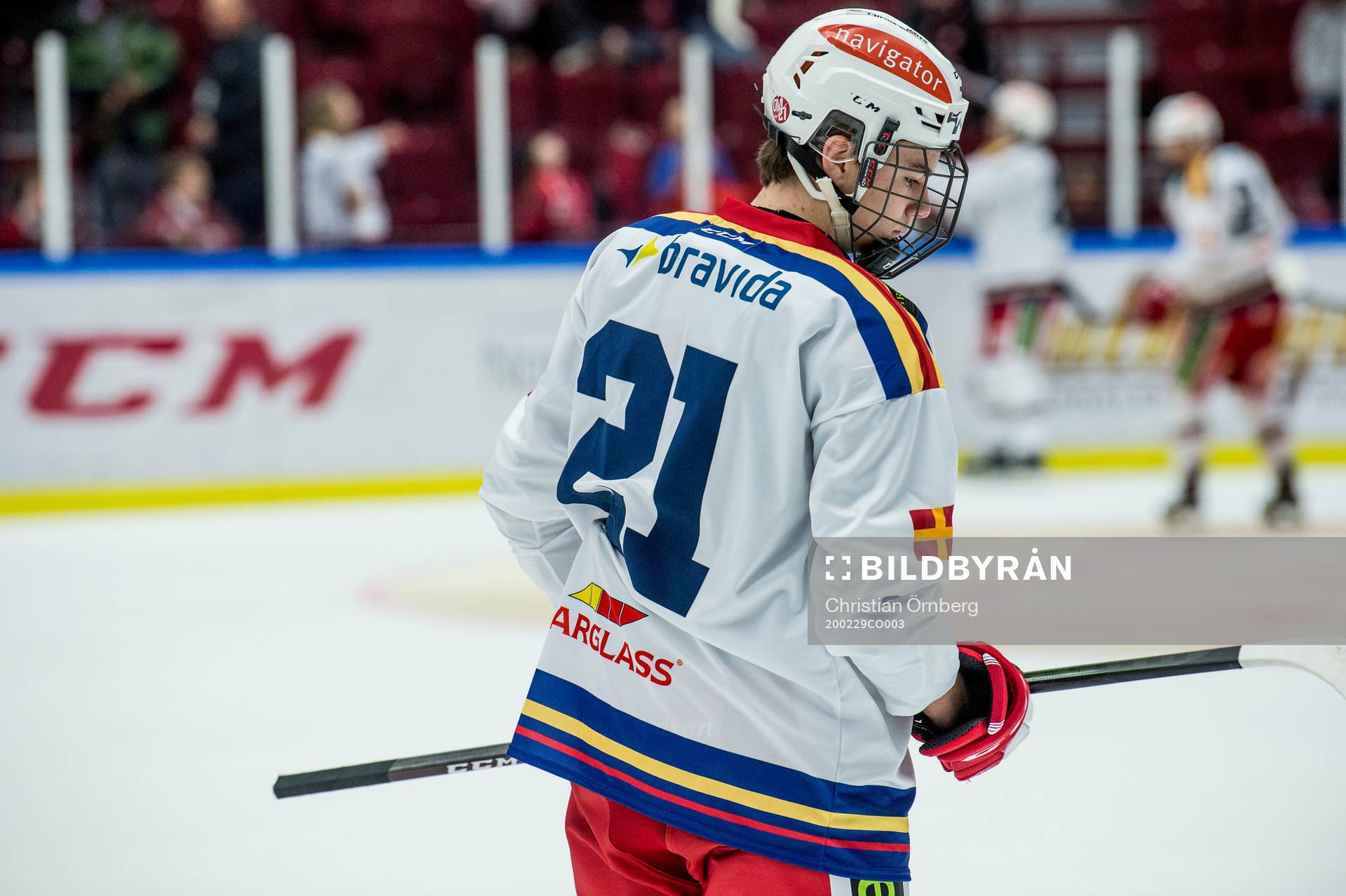 Samtliga spelare i Malmö Redhawks värmer upp med