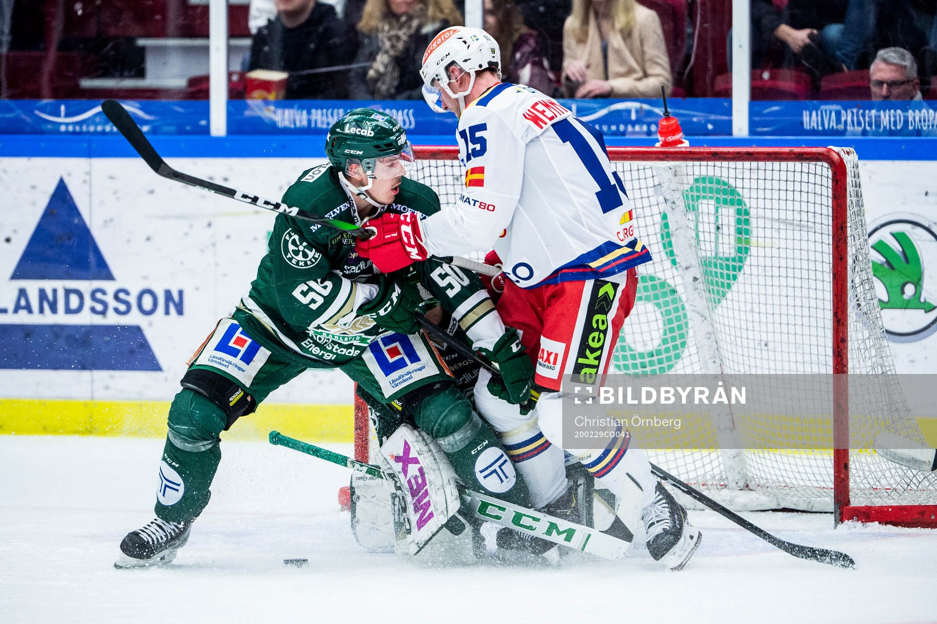 Färjestads Sebastian Erixon och Malmö Redhawks Axel