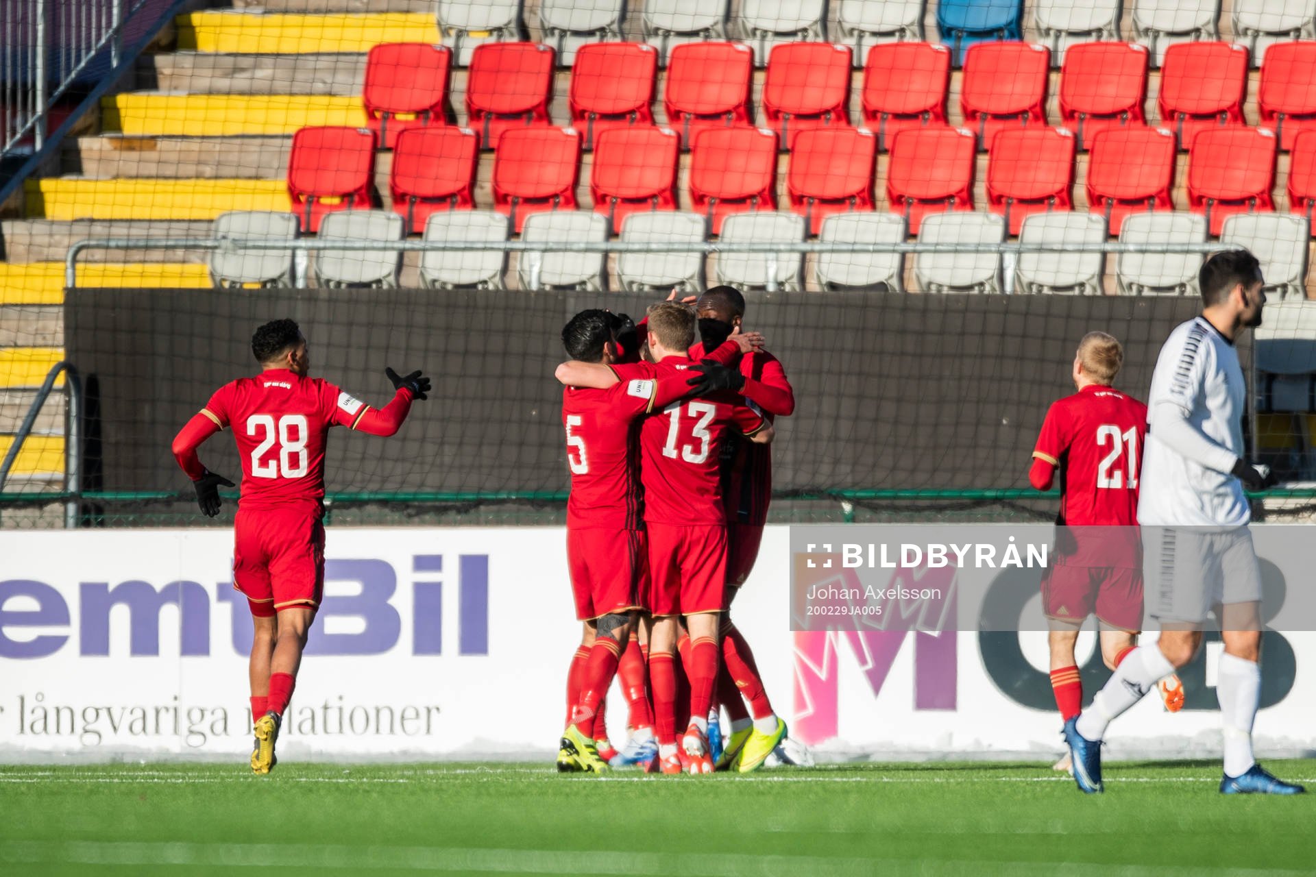 Östersunds spelare jublar