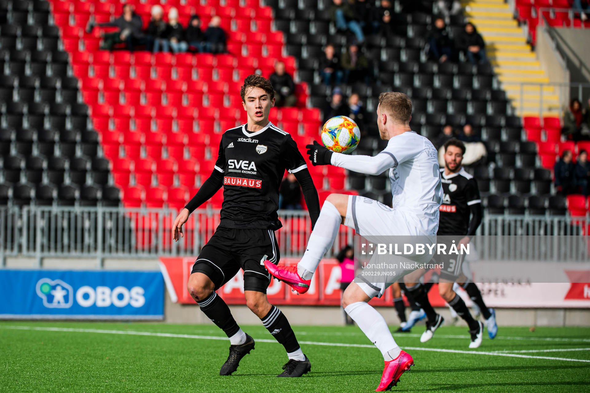 Sollentunas Gustaf Lagerbielke och IFK Göteborgs Victor