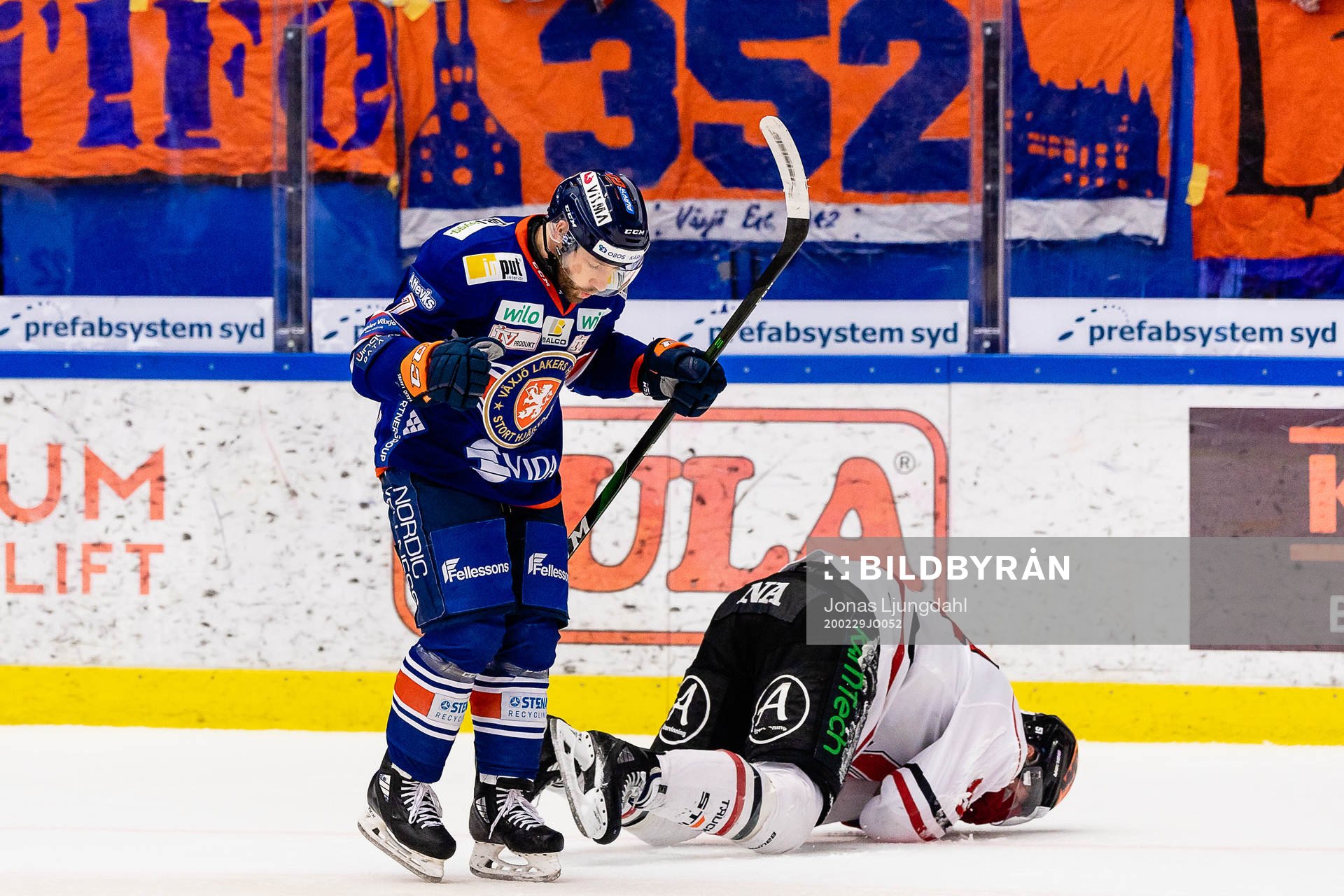 Växjös Jacob Micflikier jublar