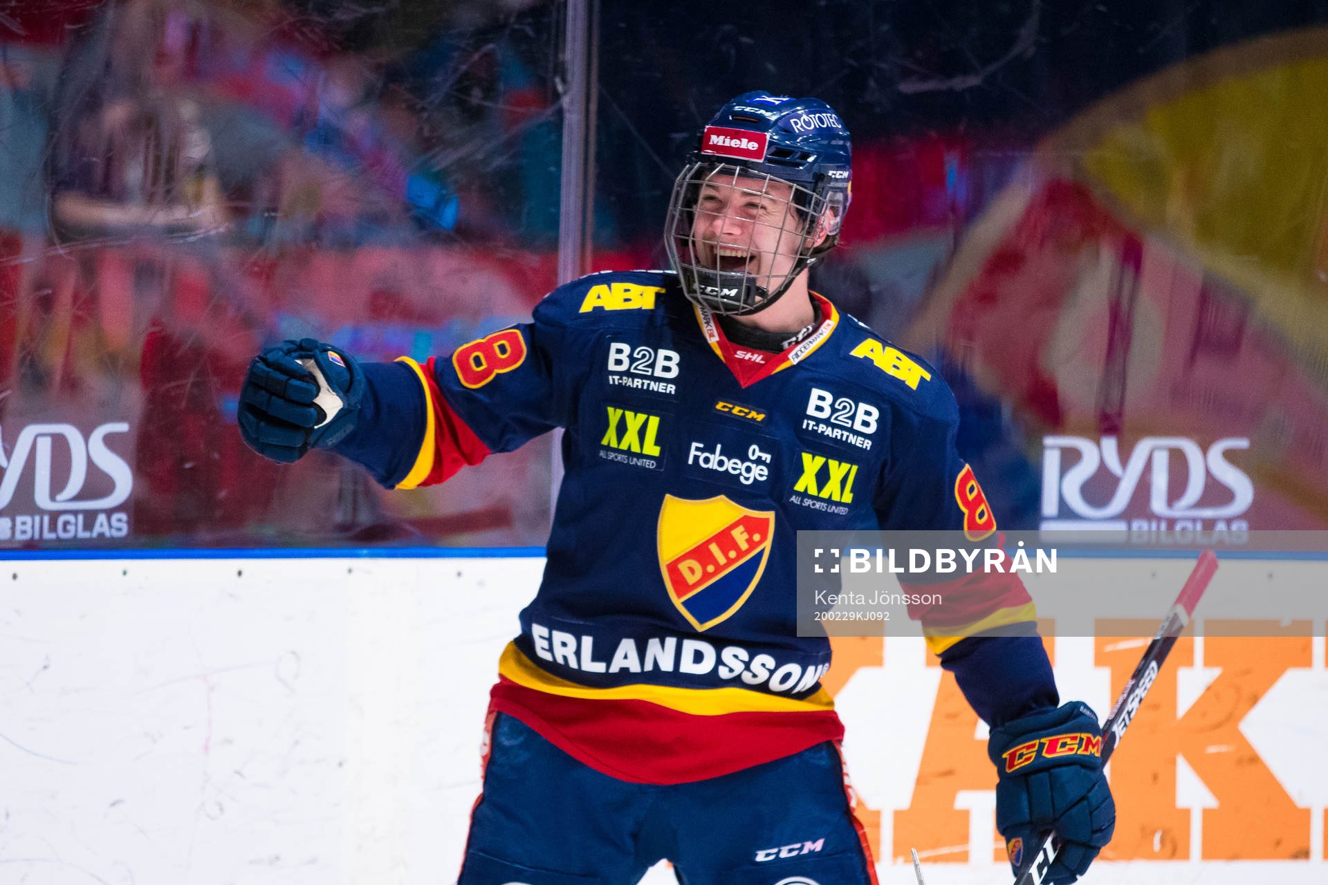 Djurgårdens Alexander Holtz jublar