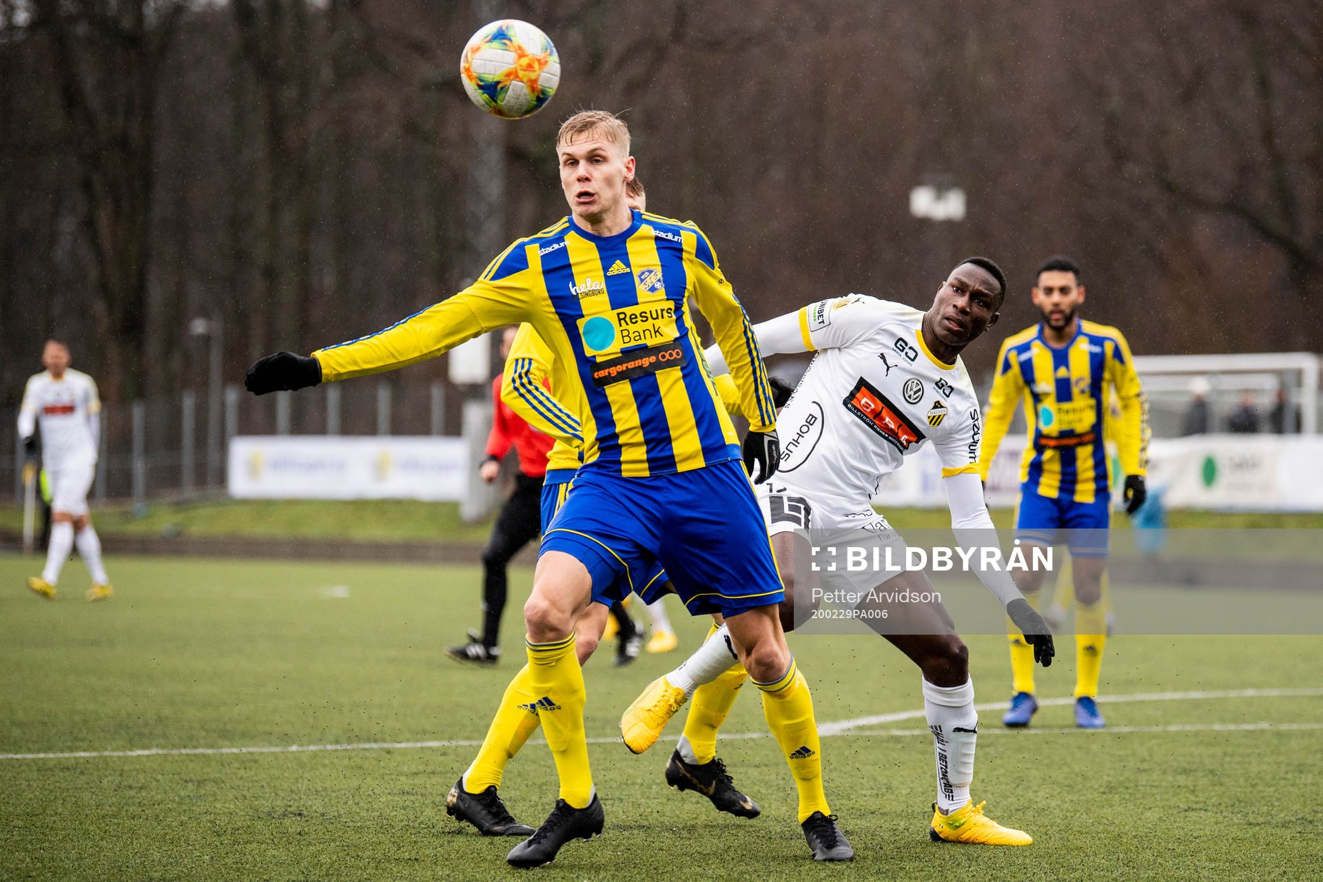 Eskilsminnes Jonatan Persson och Häckens Godswill Ekpolo