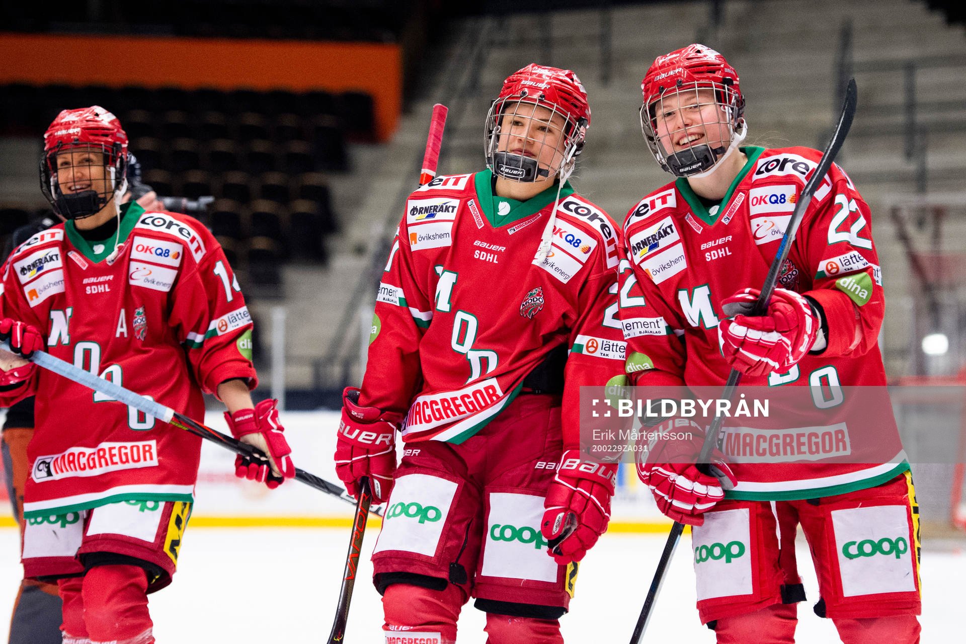Modos Sofia Engström, Laura Lerchova och Agata Sarnovska