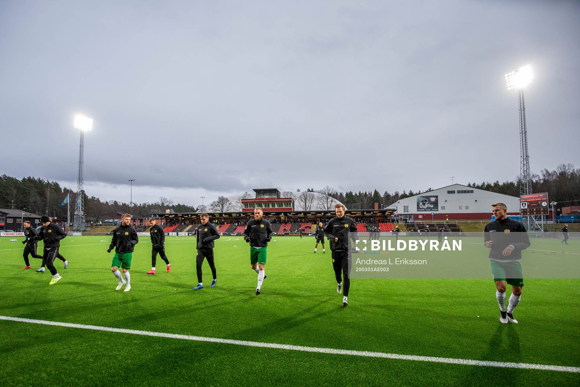 Hammarbys spelare värmer upp