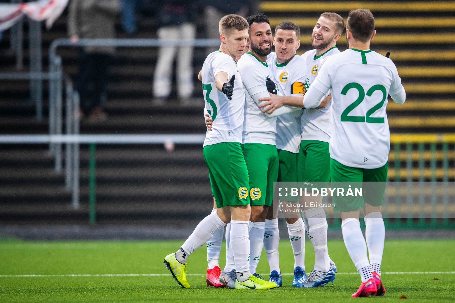 Hammarbys Imad Khalili jublar med Aron Johannsson, Jeppe
