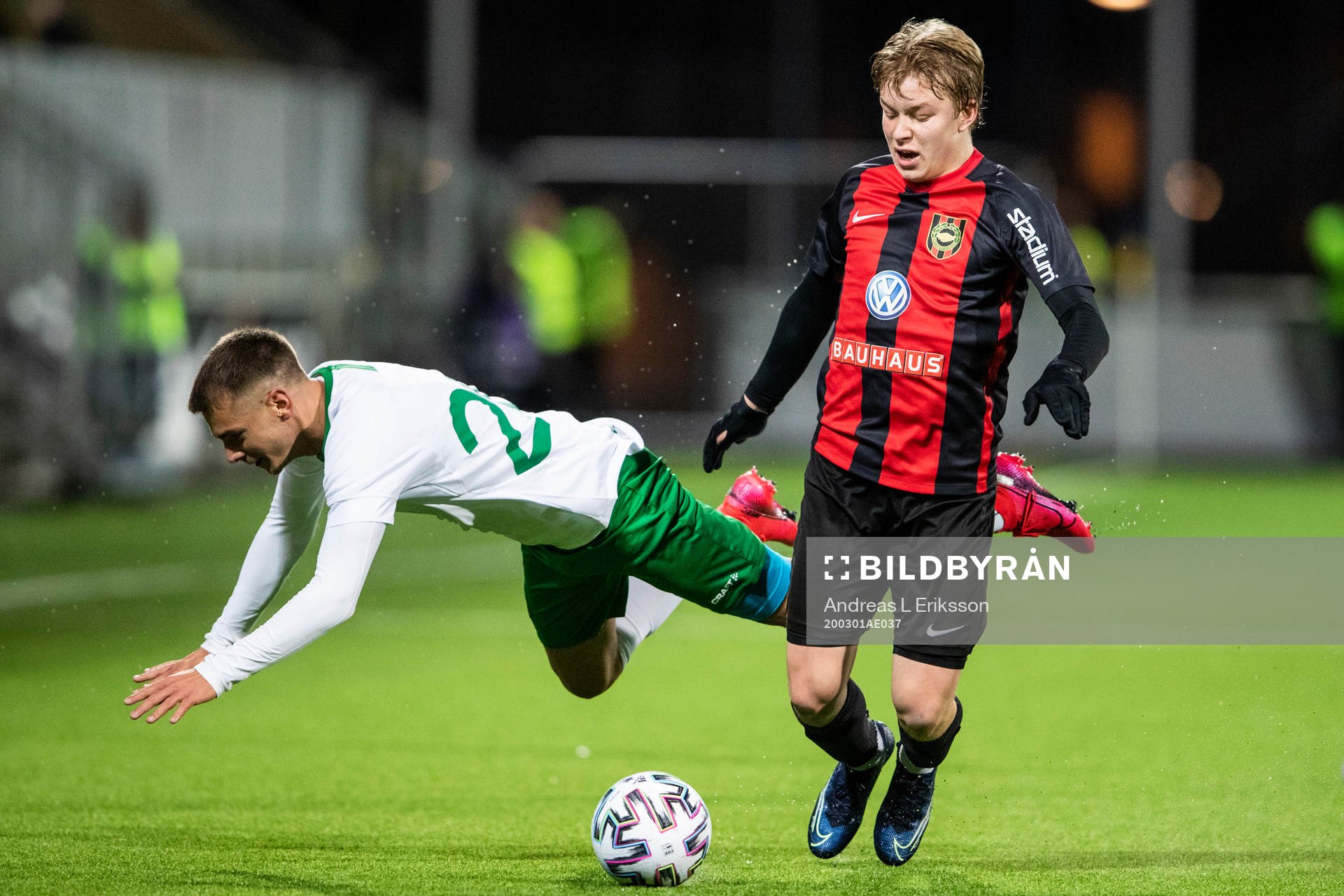 Hammarbys Alexander Kacaniklic och Brommapojkarnas Daniel