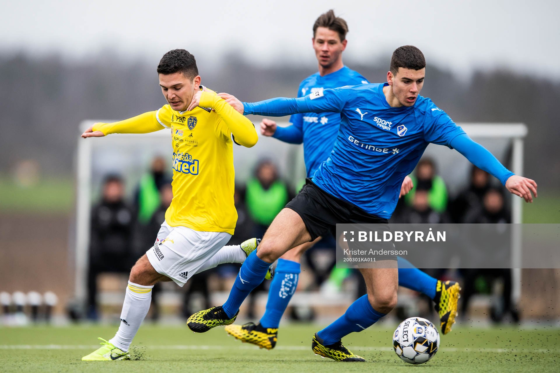 Falkenbergs Edi Sylisufaj och Halmstads Edvin Kurtulus