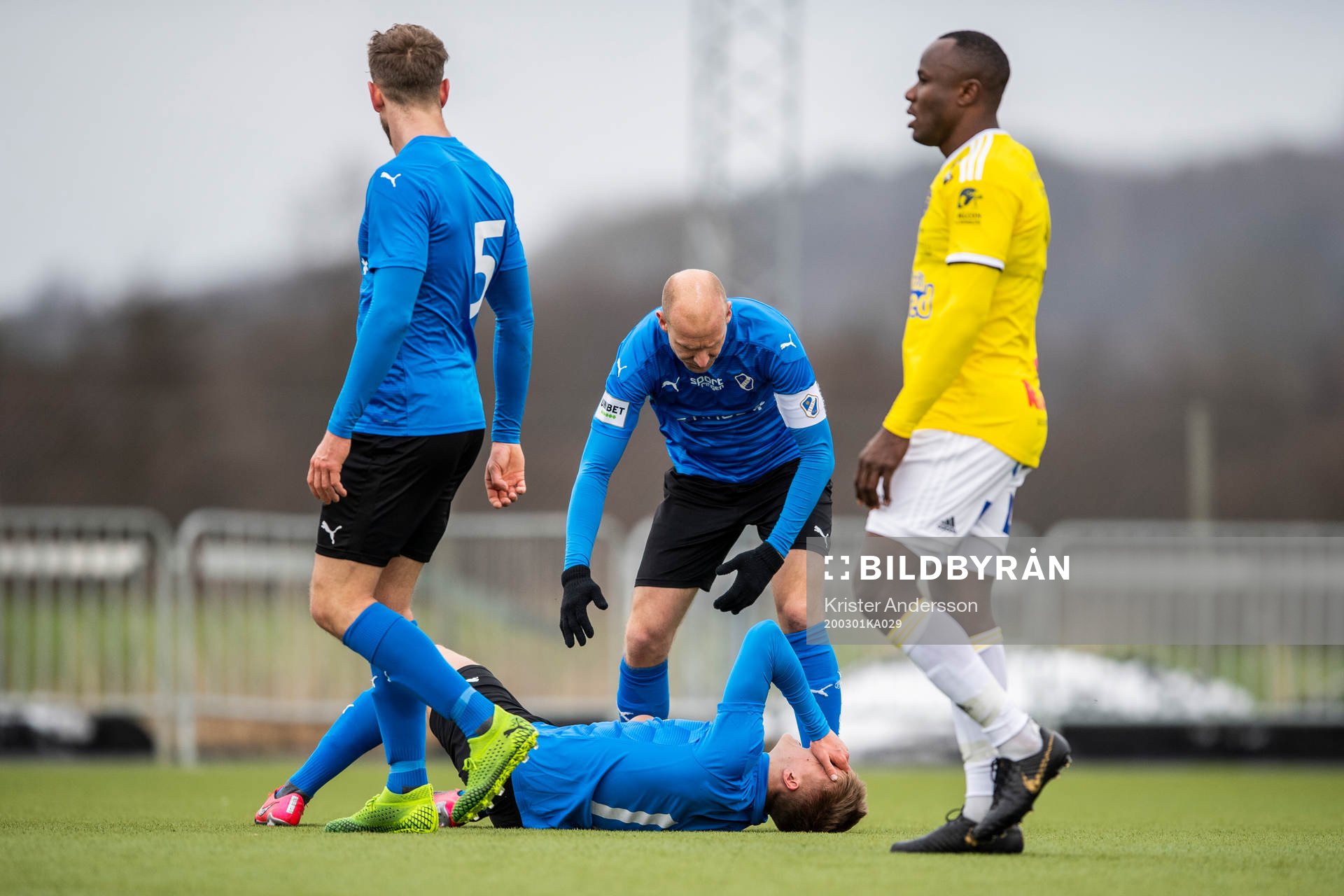 Halmstads Erik Ahlstrand har ont