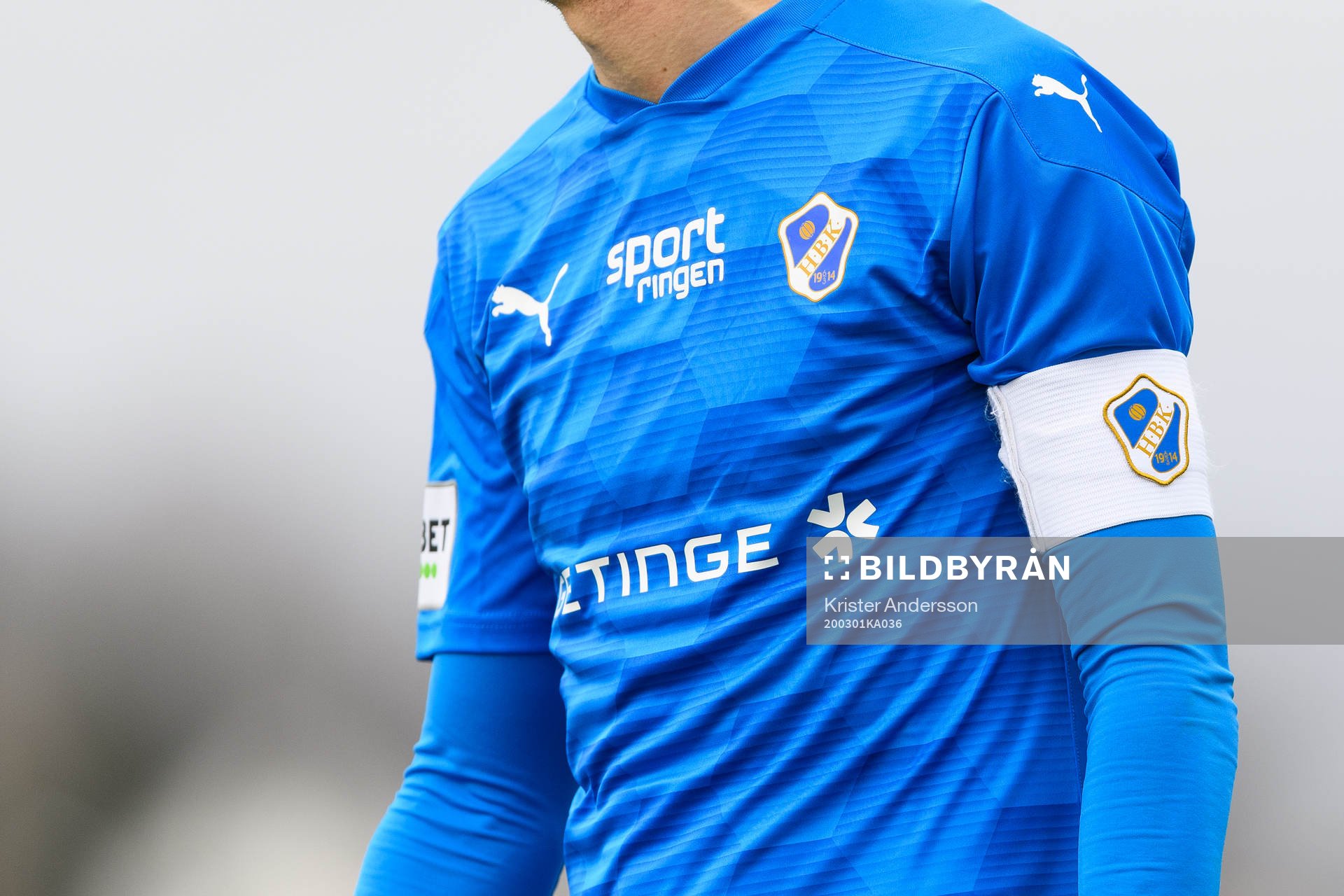Kaptensbindel på matchtröja