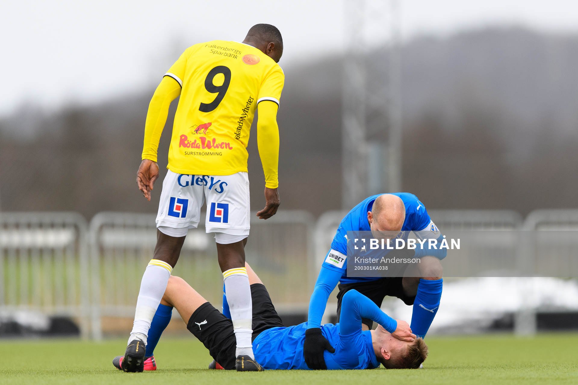 Halmstads Erik Ahlstrand har ont