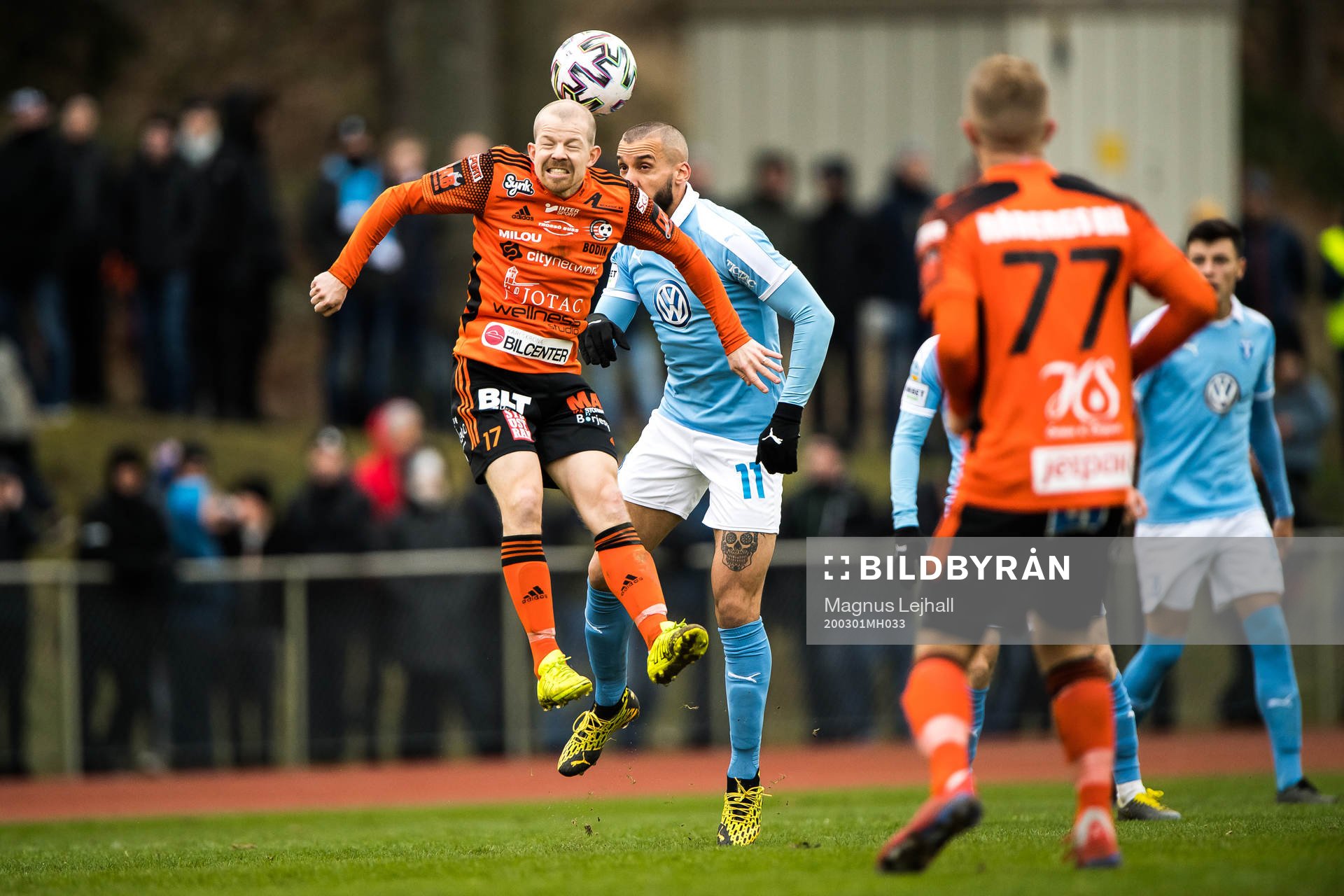 Karlskronas Jonas Lantto och Malmö FFs Guillermo Molins under fotbollsmatchen i Svenska Cupen mellan Karlskrona och Malmö FF den 1 mars 2020 i Karlskrona.