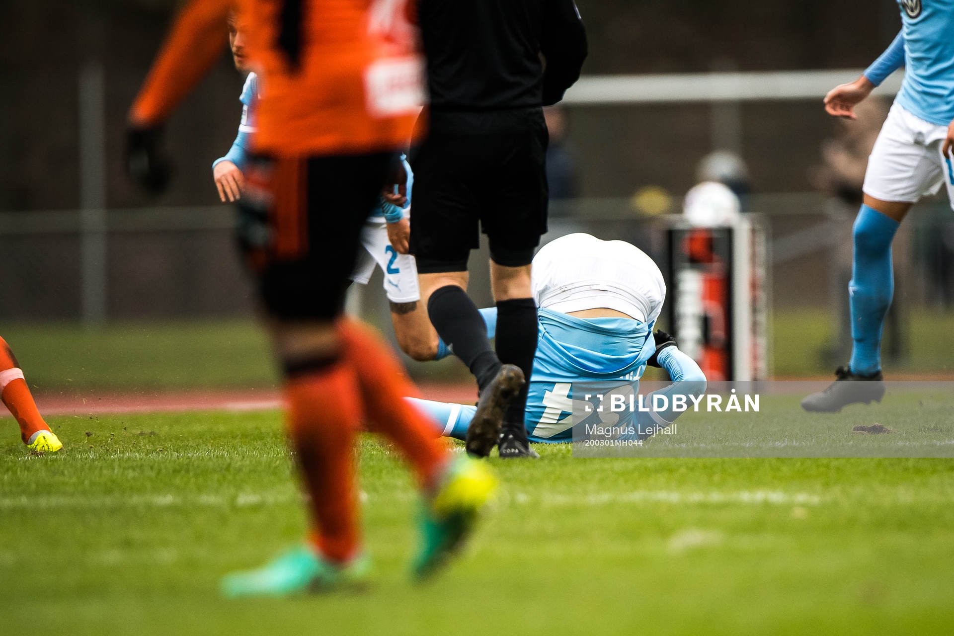 Malmö FFs Pavle Vagic skadar ryggen