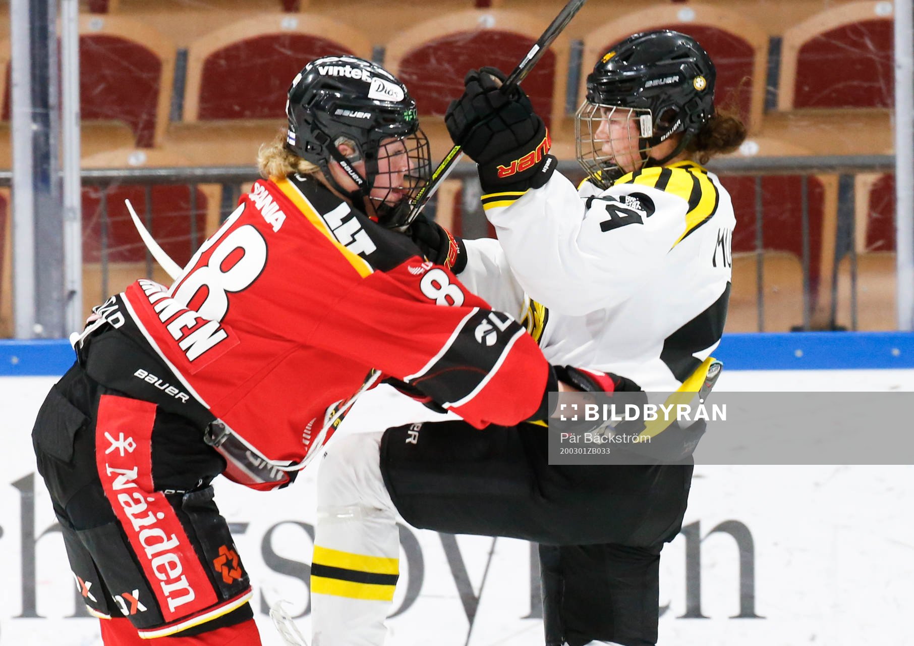 Luleås Ronja Savolainen och Brynäs Emma Murén