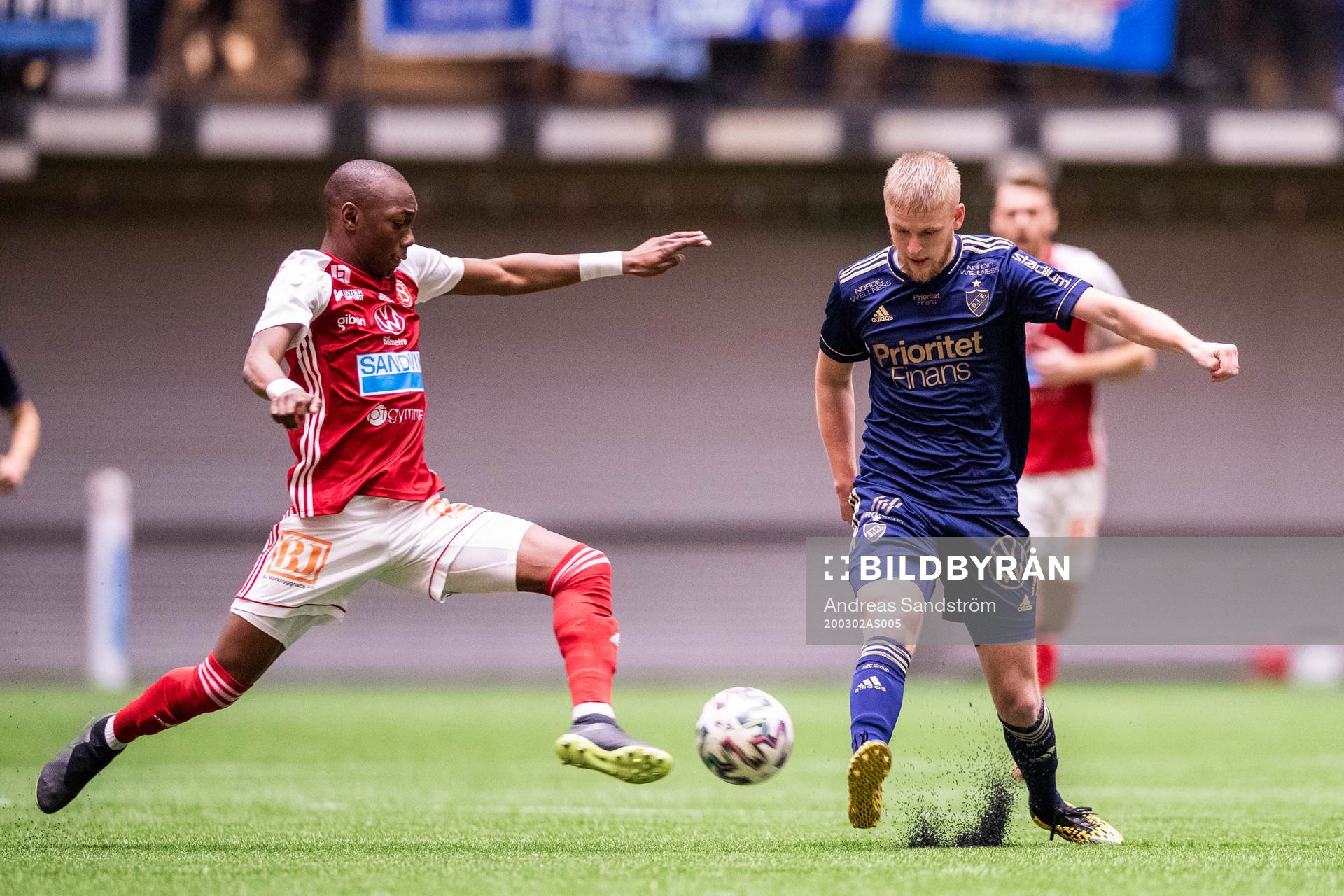 Sandvikens Mogna Simba och Djurgårdens Kalle Holmberg