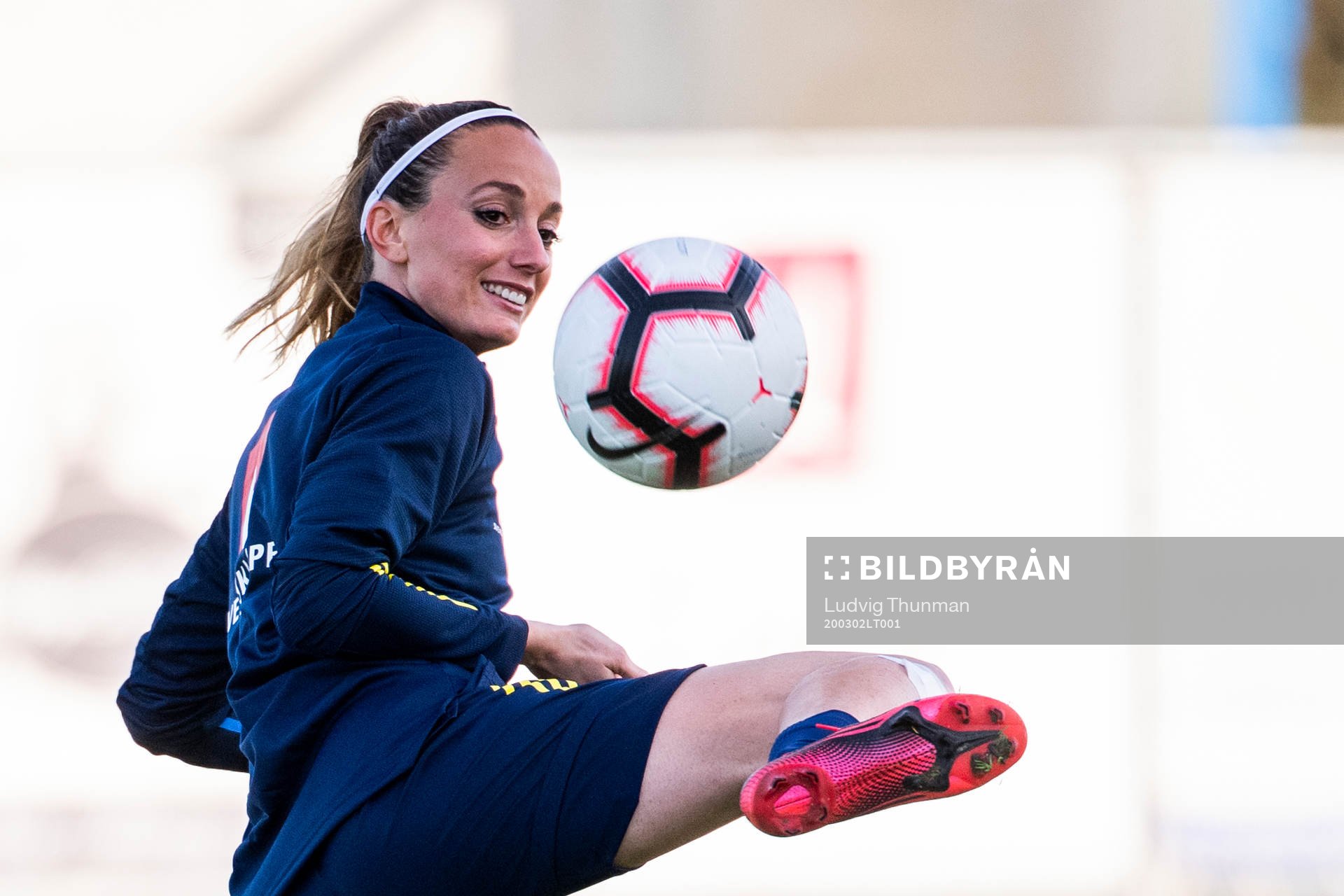 Kosovare Asllani